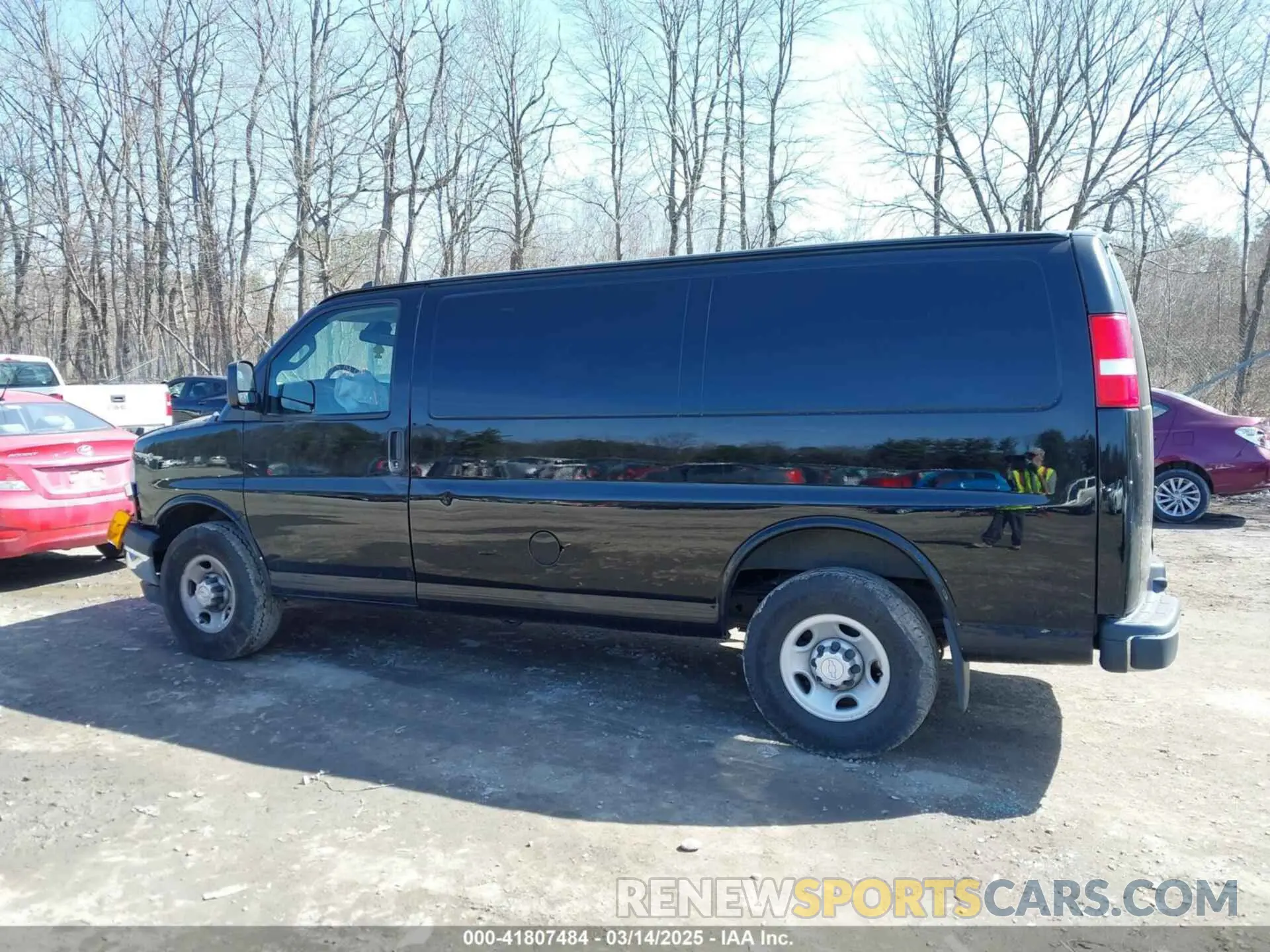 14 Photograph of a damaged car 1GCWGAFP9K1232092 CHEVROLET EXPRESS 2500 2019