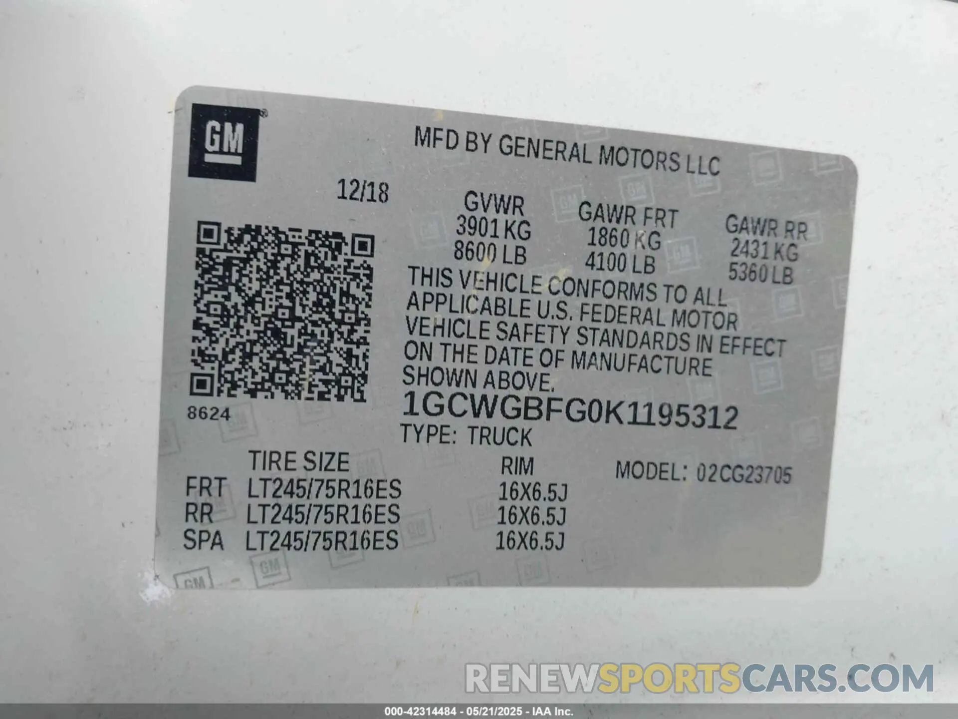 9 Photograph of a damaged car 1GCWGBFG0K1195312 CHEVROLET EXPRESS 2500 2019