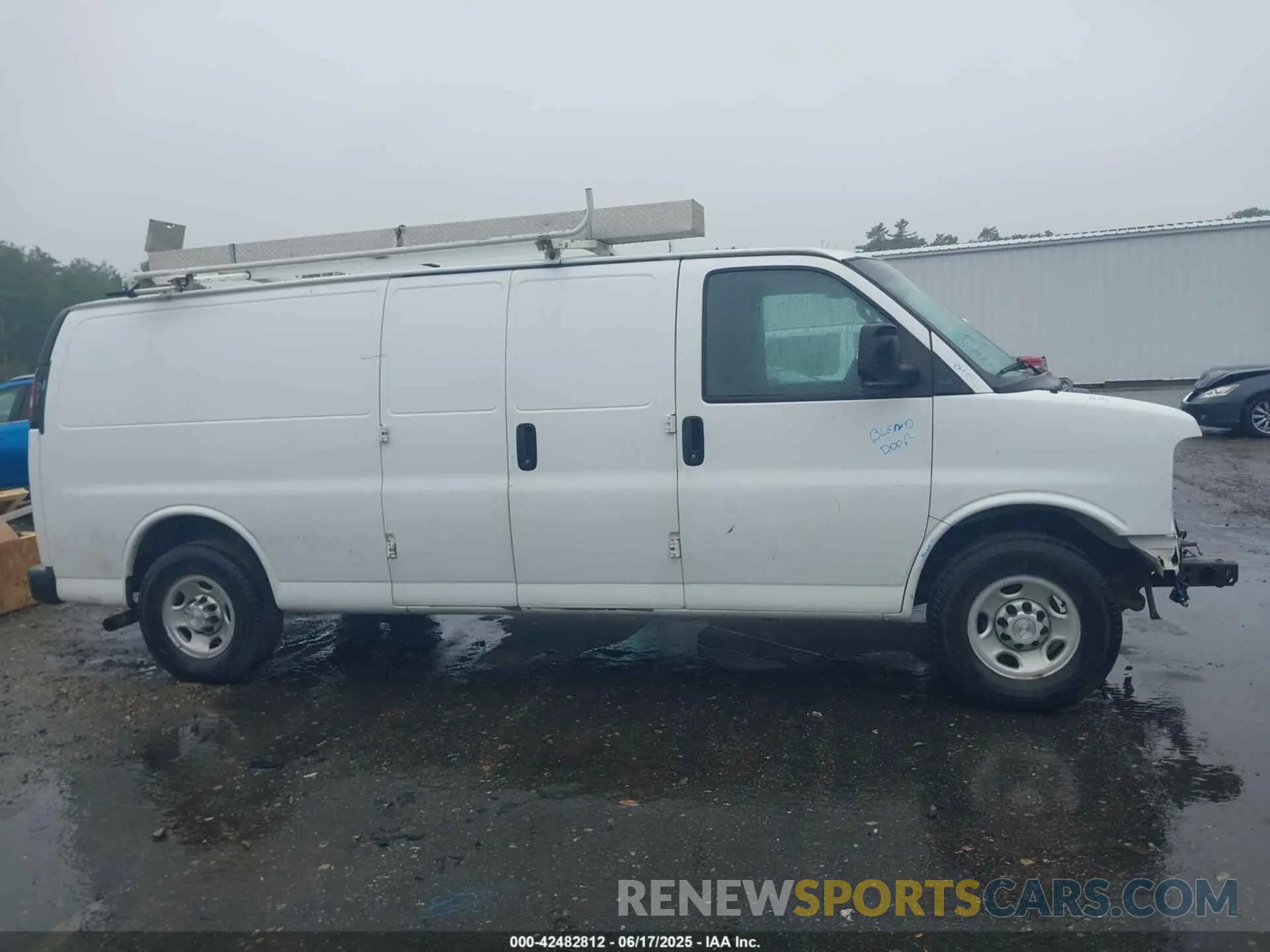 14 Фотография поврежденного автомобиля 1GCWGBFP9K1193039 CHEVROLET EXPRESS 2500 2019