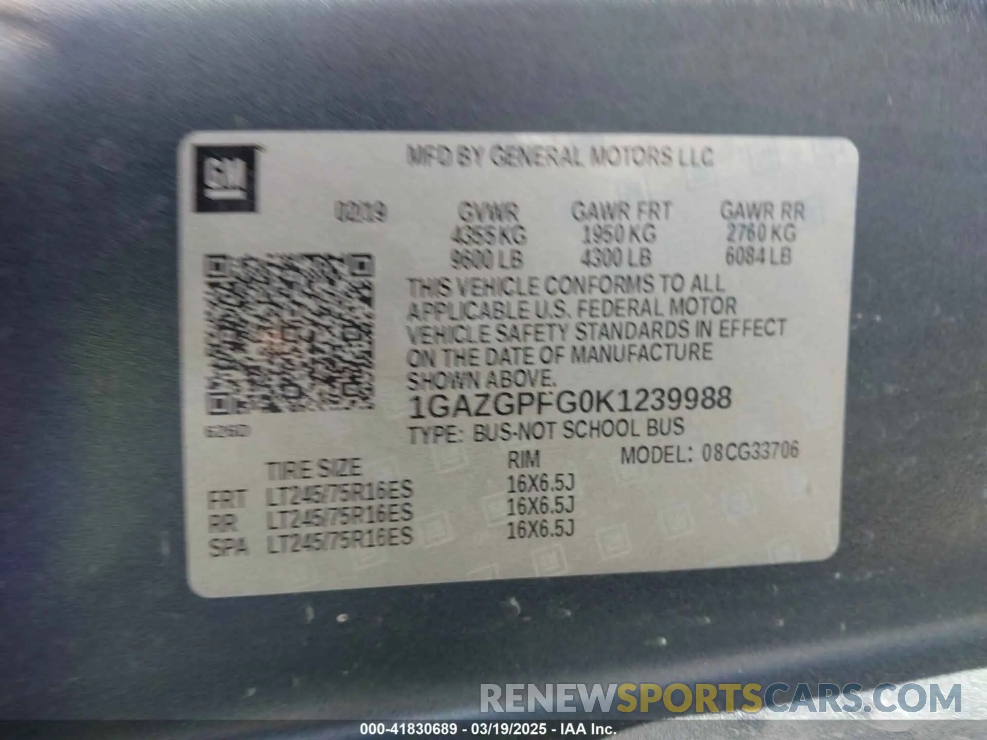 9 Photograph of a damaged car 1GAZGPFG0K1239988 CHEVROLET EXPRESS 3500 2019