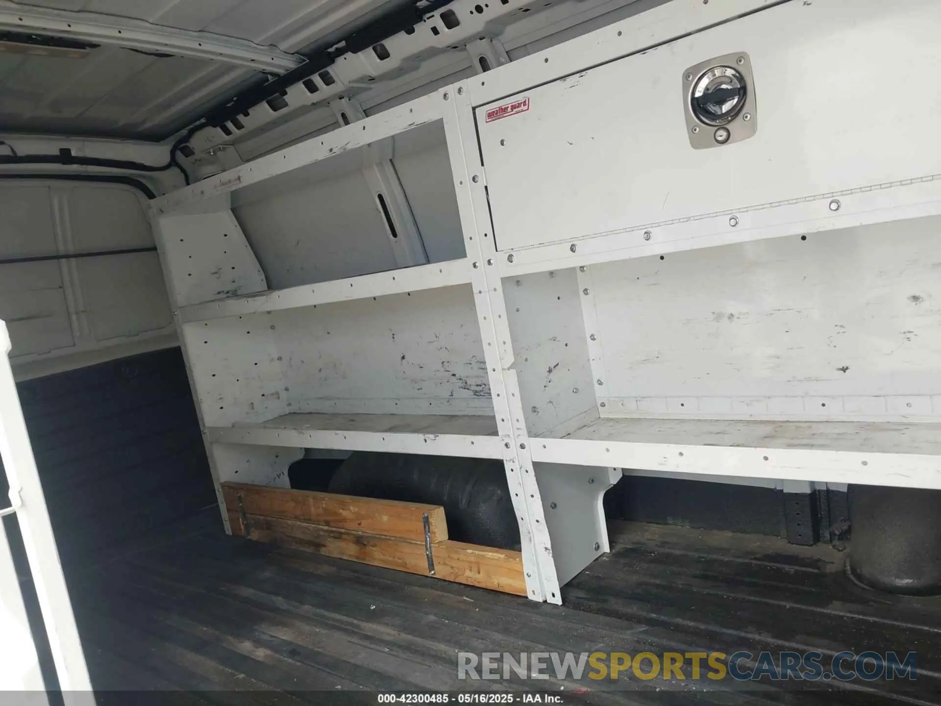 8 Фотография поврежденного автомобиля 1GCZGGFG0K1225144 CHEVROLET EXPRESS 3500 2019