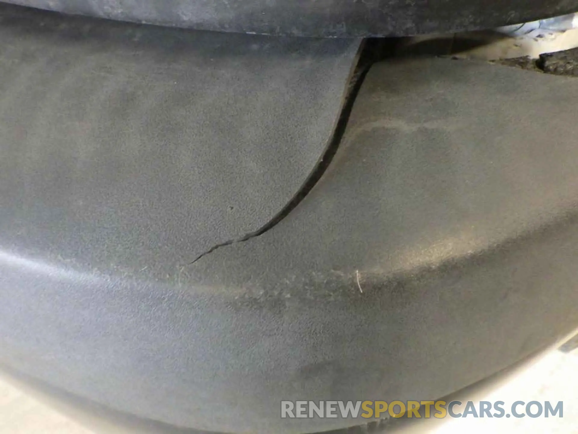 11 Photograph of a damaged car 1GCZGGFP9K1327073 CHEVROLET EXPRESS 3500 2019