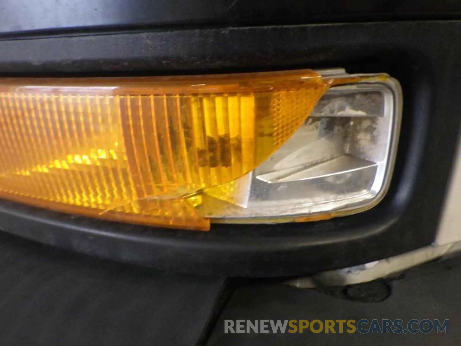 8 Photograph of a damaged car 1GCZGGFP9K1327073 CHEVROLET EXPRESS 3500 2019