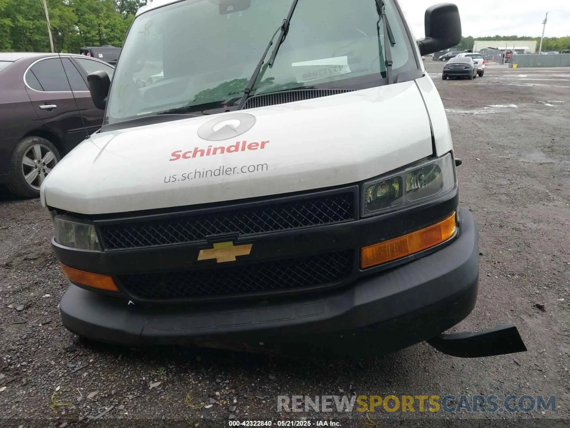 11 Фотография поврежденного автомобиля 1GCZGGFP9K1332273 CHEVROLET EXPRESS 3500 2019