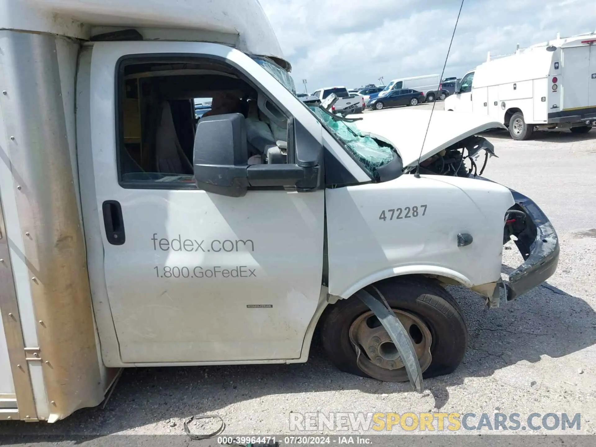 17 Photograph of a damaged car 1GB3GSC72M1256514 CHEVROLET EXPRESS 3500 2021
