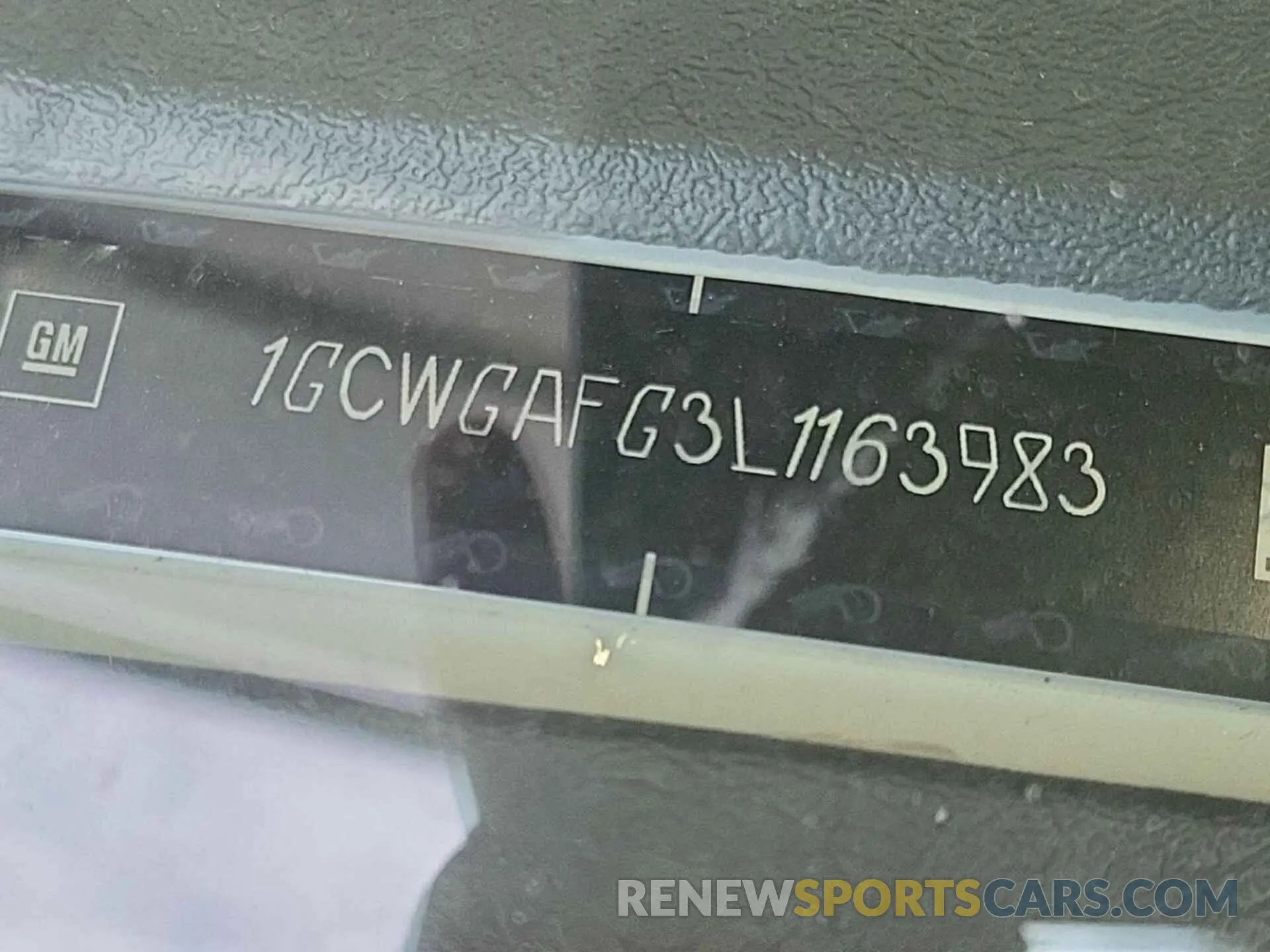 23 Photograph of a damaged car 1GCWGAFG3L1163983 CHEVROLET EXPRESS CARGO 2020