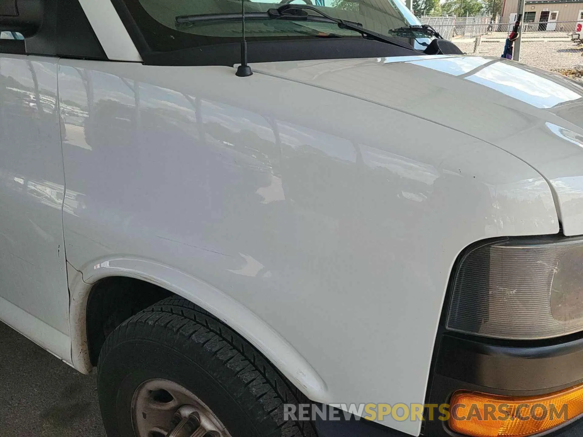 33 Фотография поврежденного автомобиля 1GCWGAFG4L1190903 CHEVROLET EXPRESS CARGO 2020