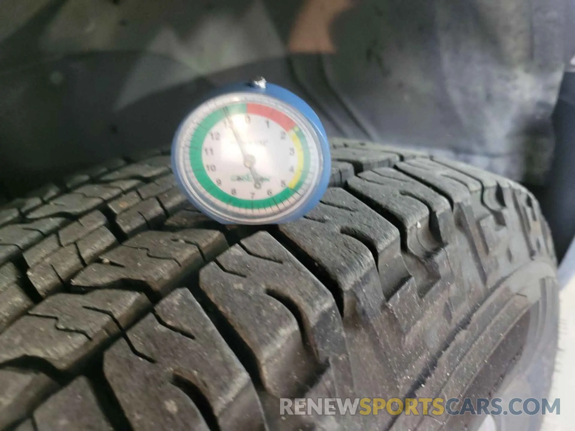 29 Photograph of a damaged car 1GCWGAFG4L1252722 CHEVROLET EXPRESS CARGO 2020