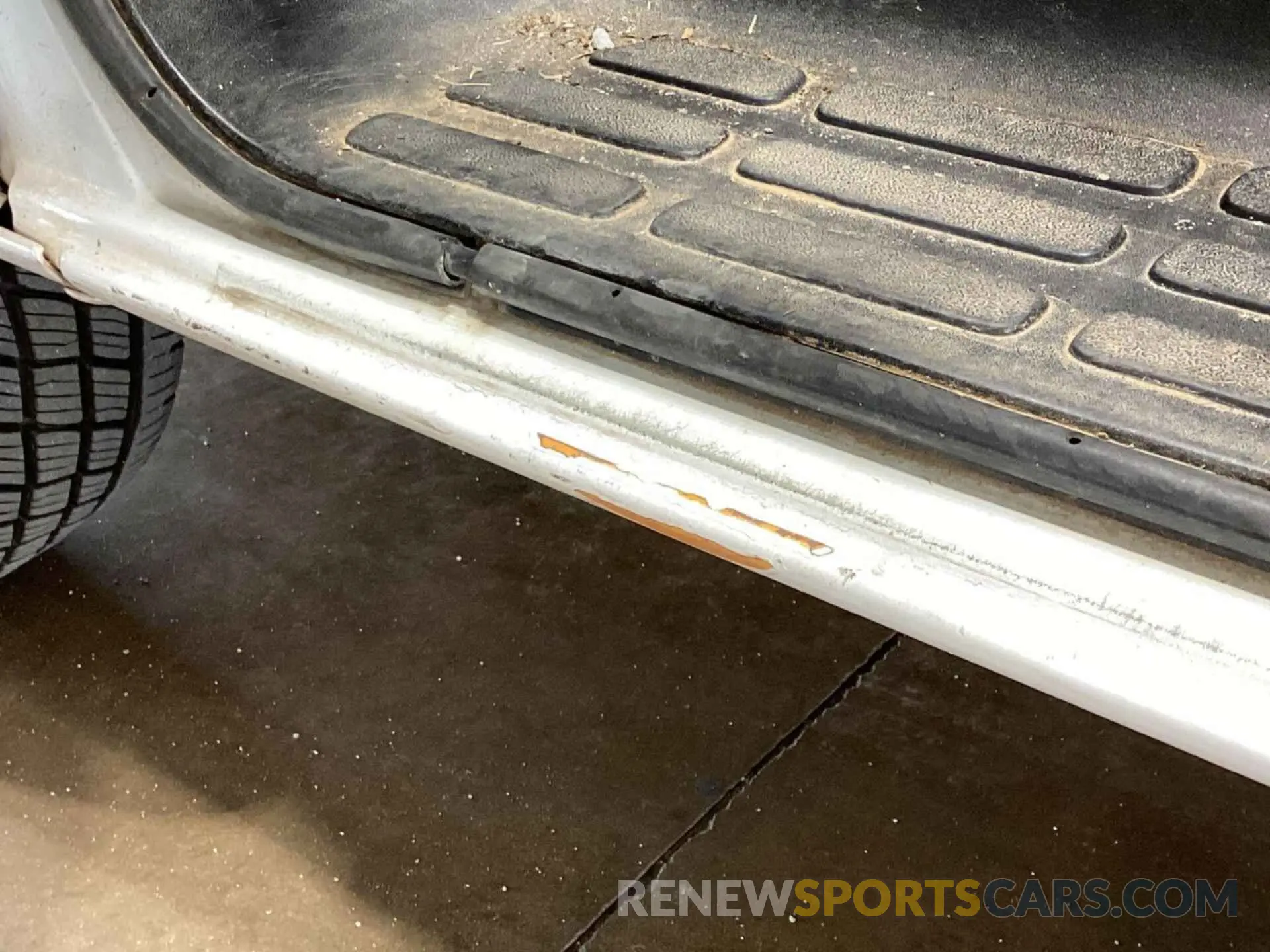 21 Photograph of a damaged car 1GCWGAFG4L1260657 CHEVROLET EXPRESS CARGO 2020