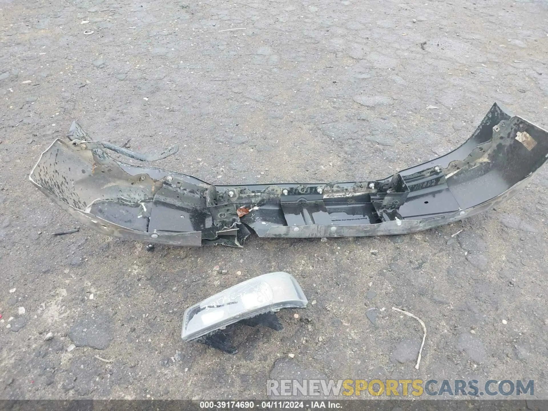 12 Photograph of a damaged car 1GCWGAFG5L1212519 CHEVROLET EXPRESS CARGO 2020