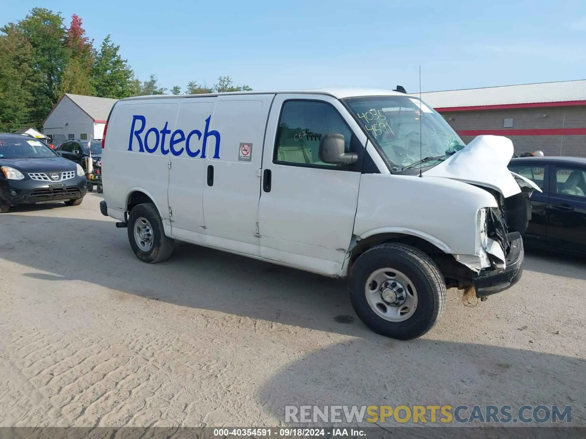 1 Photograph of a damaged car 1GCWGAFG8L1263027 CHEVROLET EXPRESS CARGO 2020