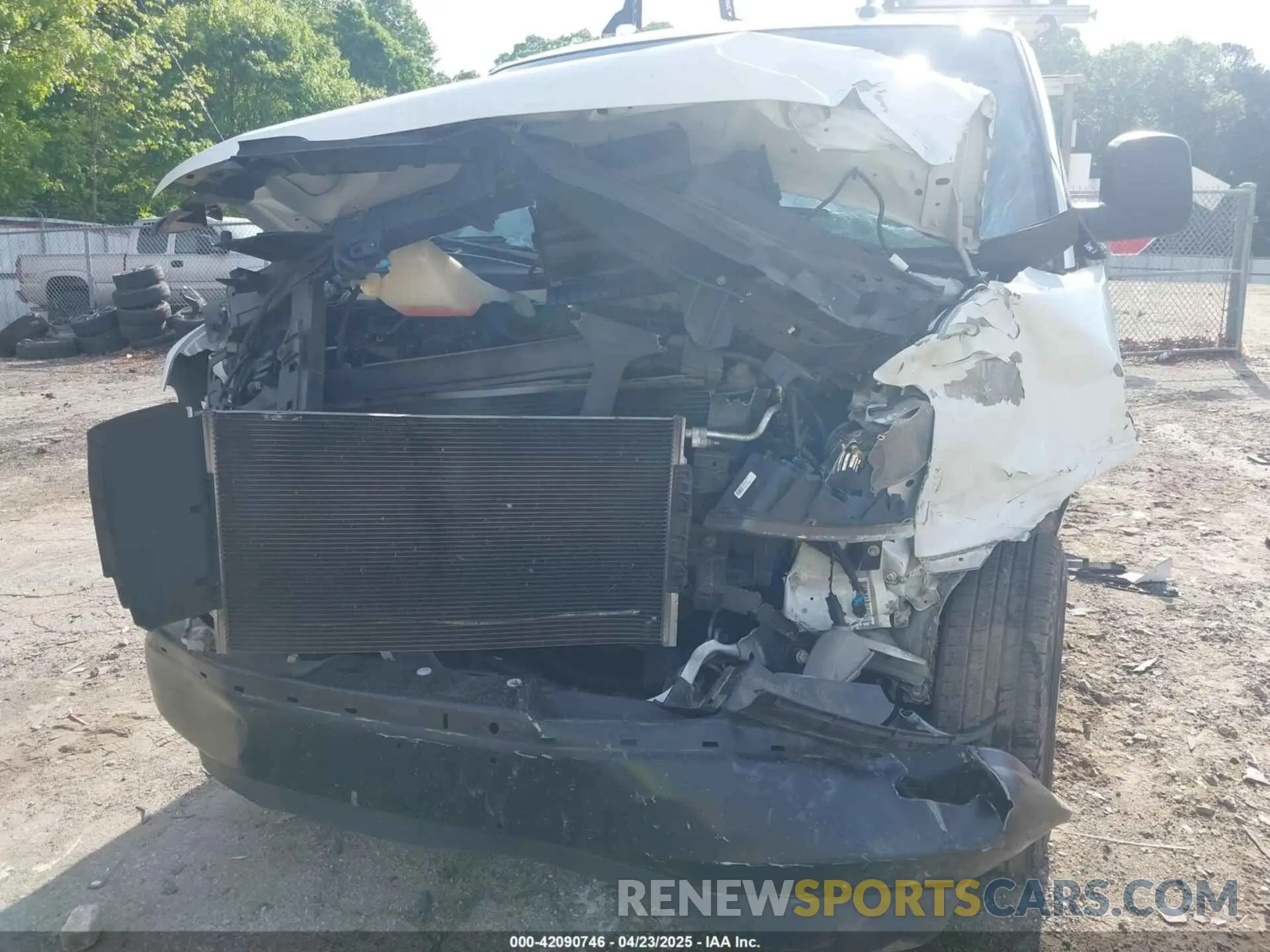 6 Photograph of a damaged car 1GCWGAFP0L1261725 CHEVROLET EXPRESS CARGO 2020