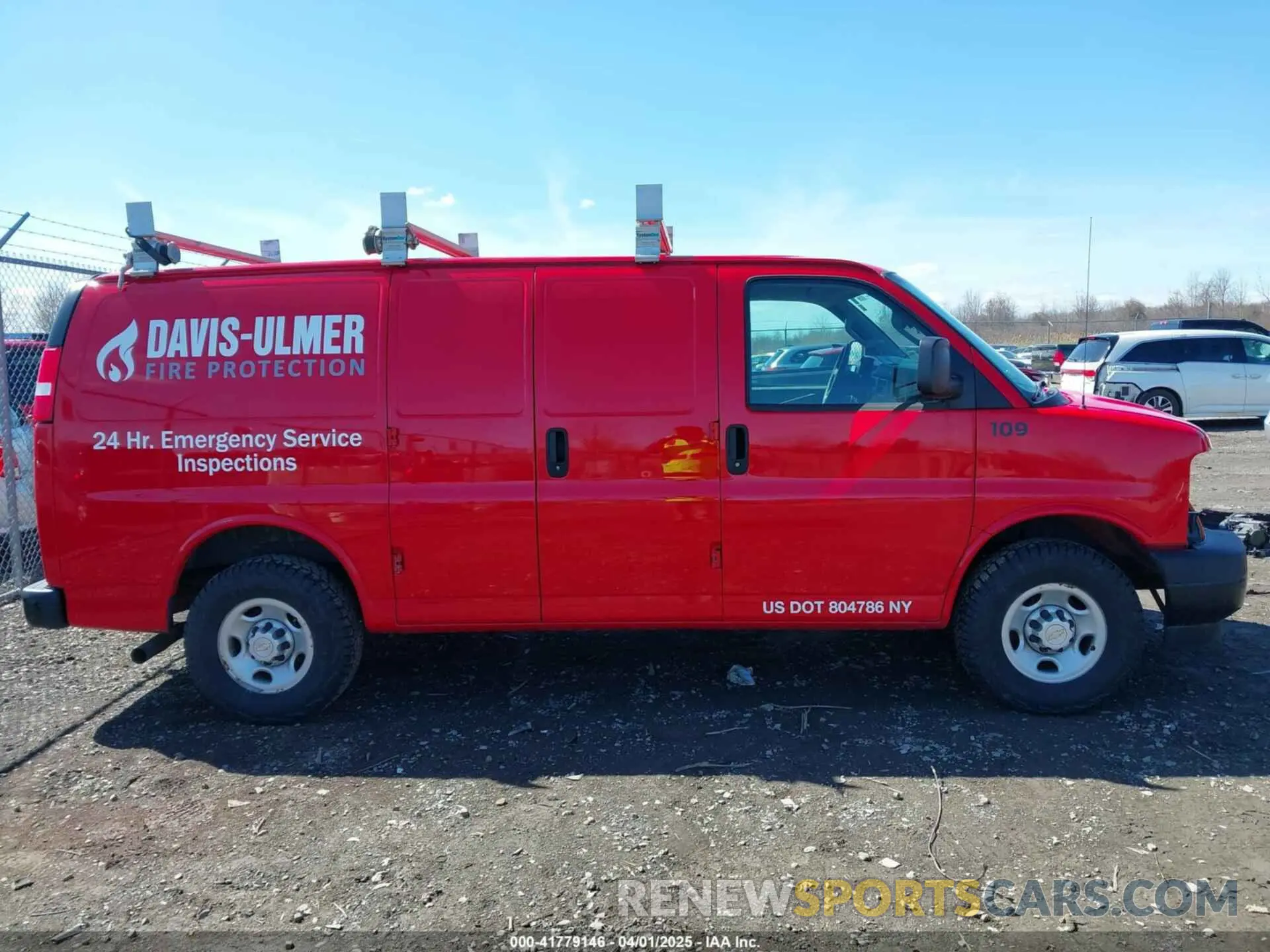 13 Фотография поврежденного автомобиля 1GCWGAFP3L1241470 CHEVROLET EXPRESS CARGO 2020