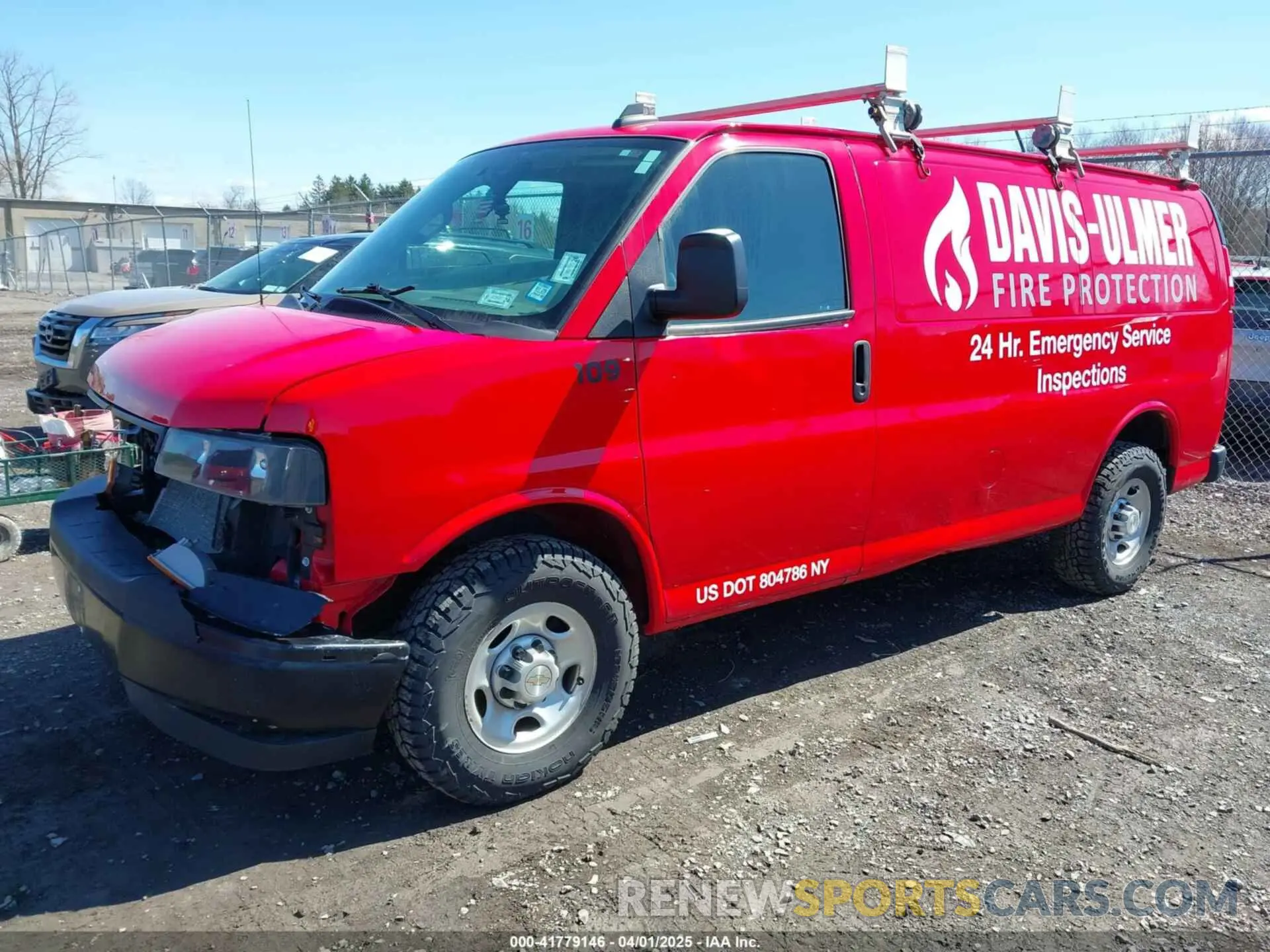 2 Фотография поврежденного автомобиля 1GCWGAFP3L1241470 CHEVROLET EXPRESS CARGO 2020