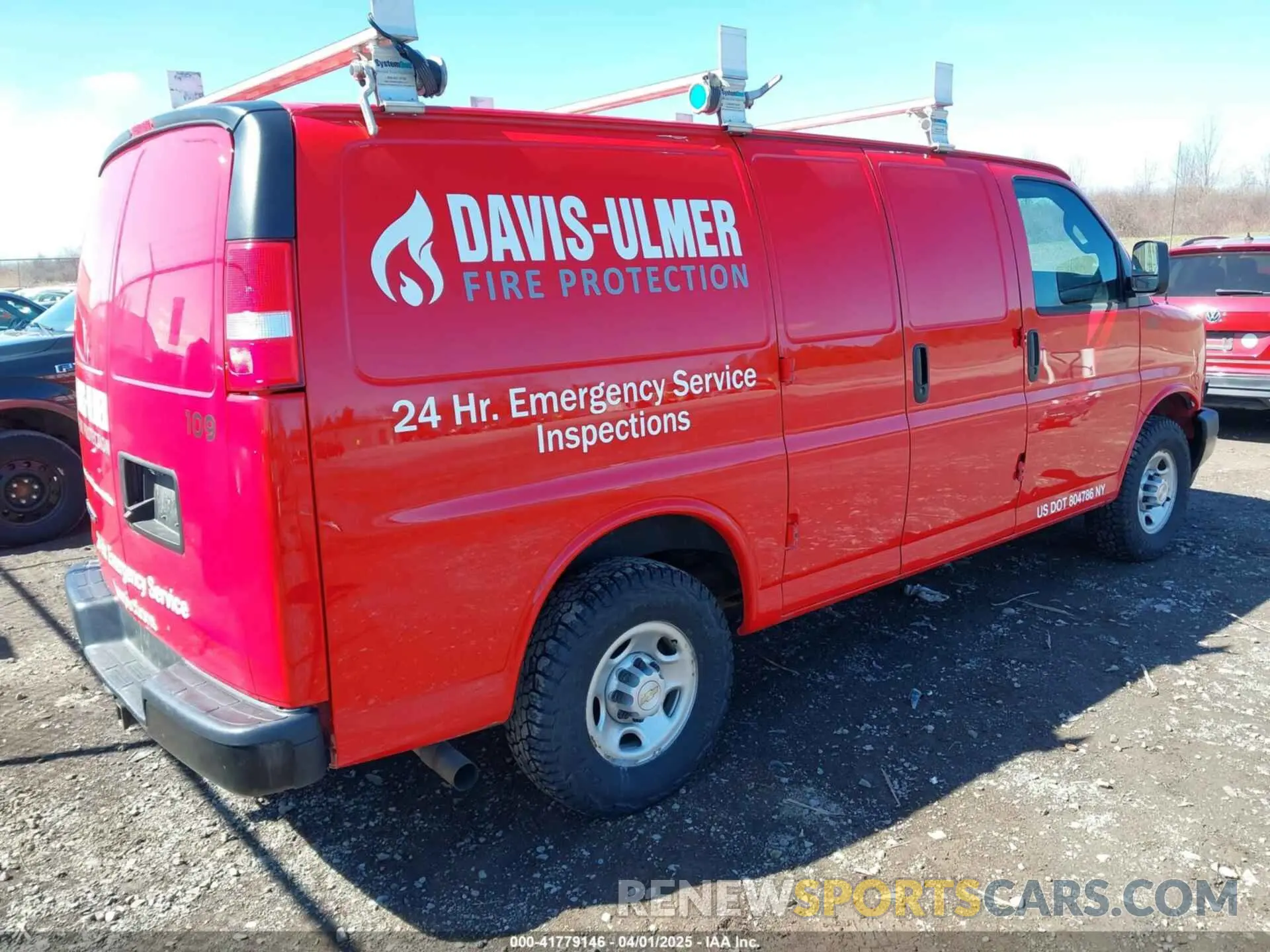 4 Фотография поврежденного автомобиля 1GCWGAFP3L1241470 CHEVROLET EXPRESS CARGO 2020