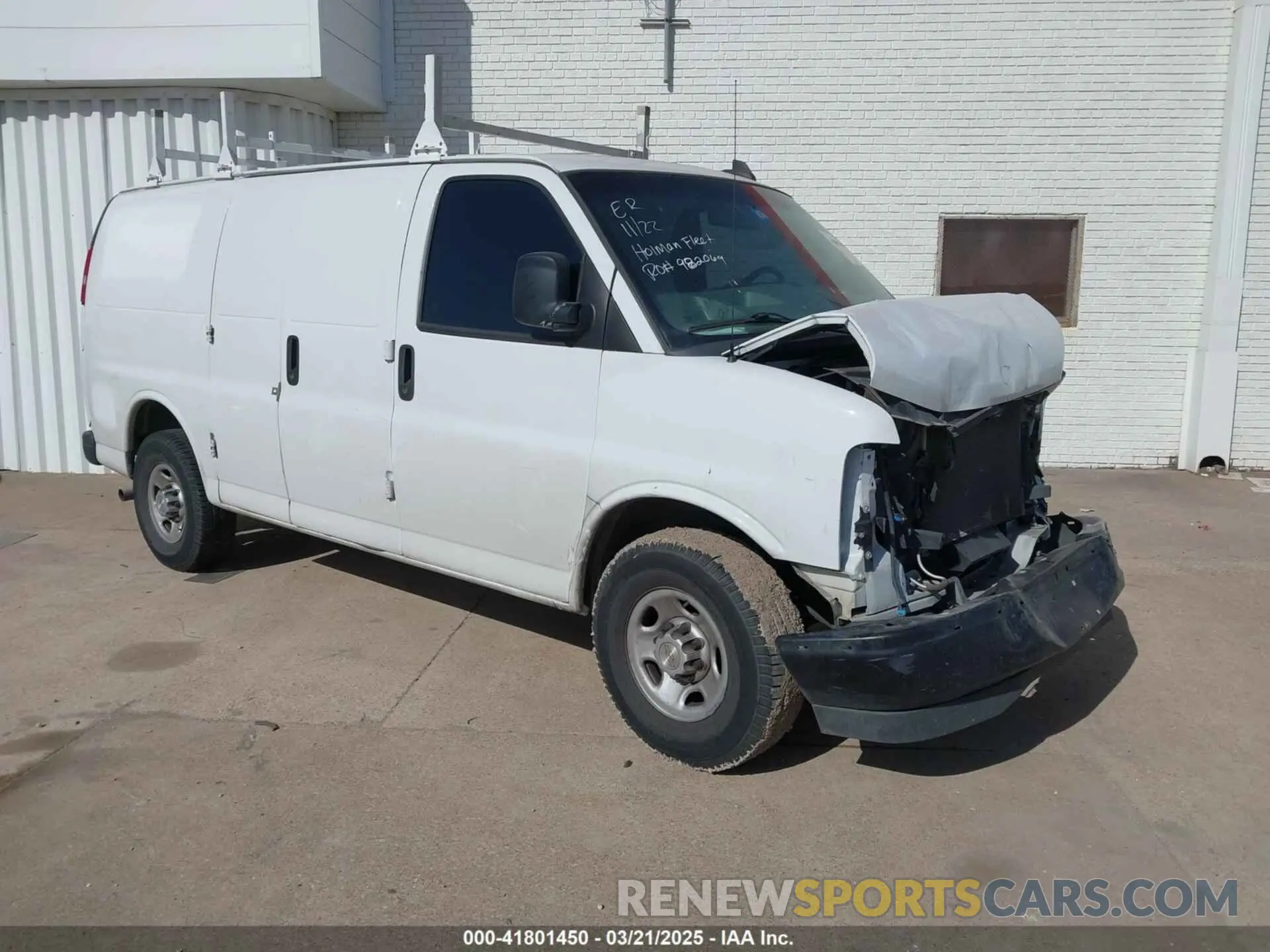 1 Photograph of a damaged car 1GCWGAFP6L1275225 CHEVROLET EXPRESS CARGO 2020