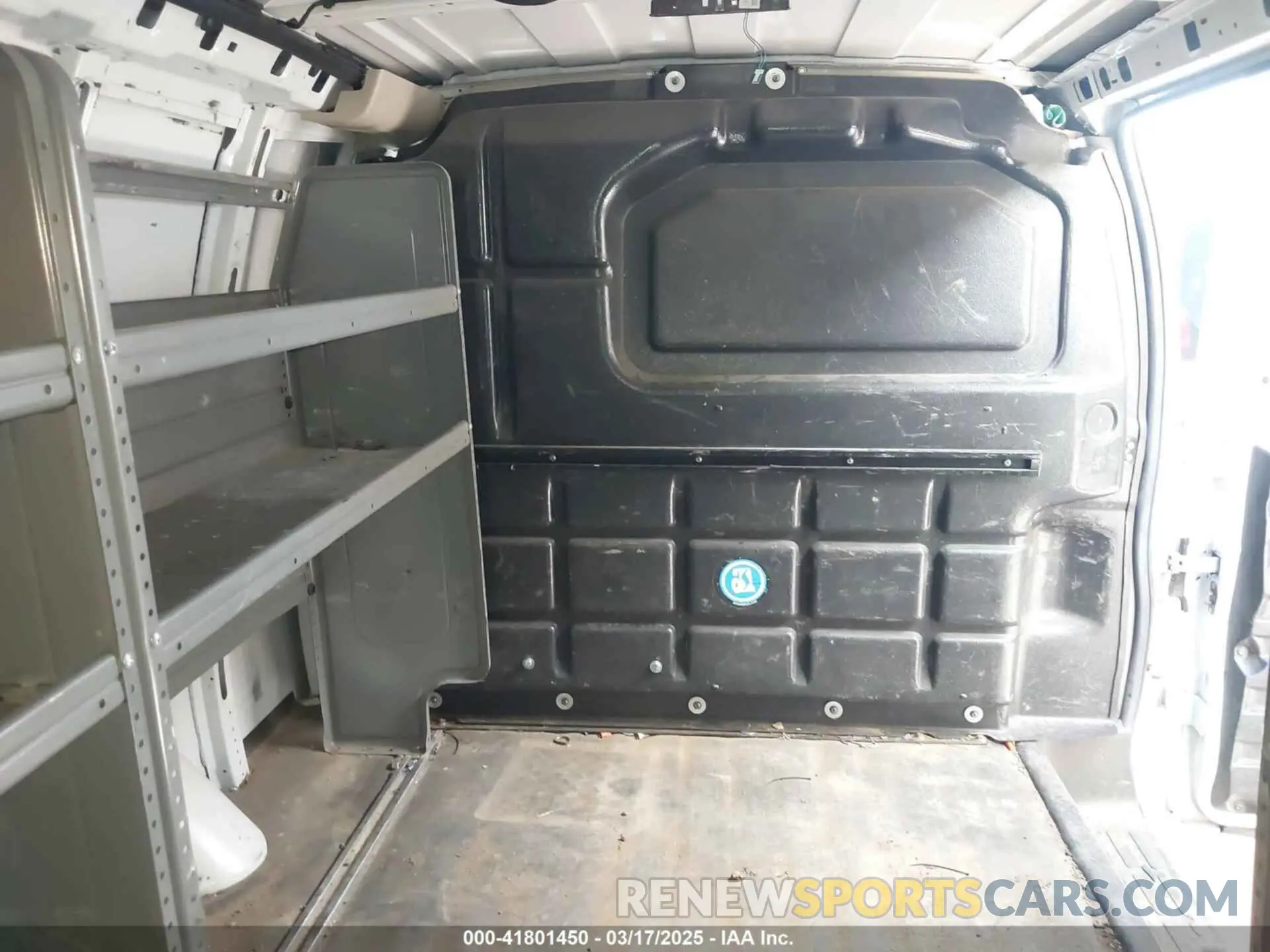 19 Photograph of a damaged car 1GCWGAFP6L1275225 CHEVROLET EXPRESS CARGO 2020