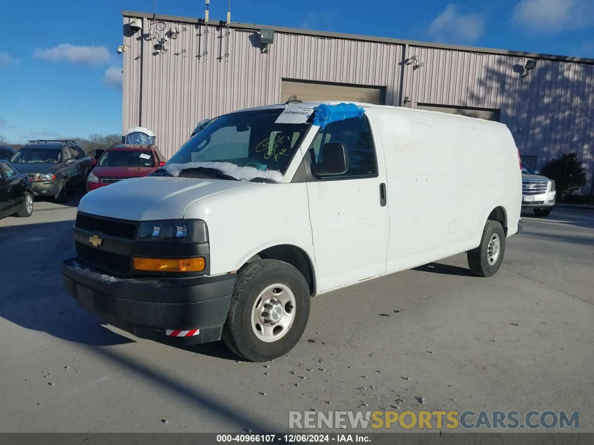 2 Photograph of a damaged car 1GCWGBFG4L1155123 CHEVROLET EXPRESS CARGO 2020