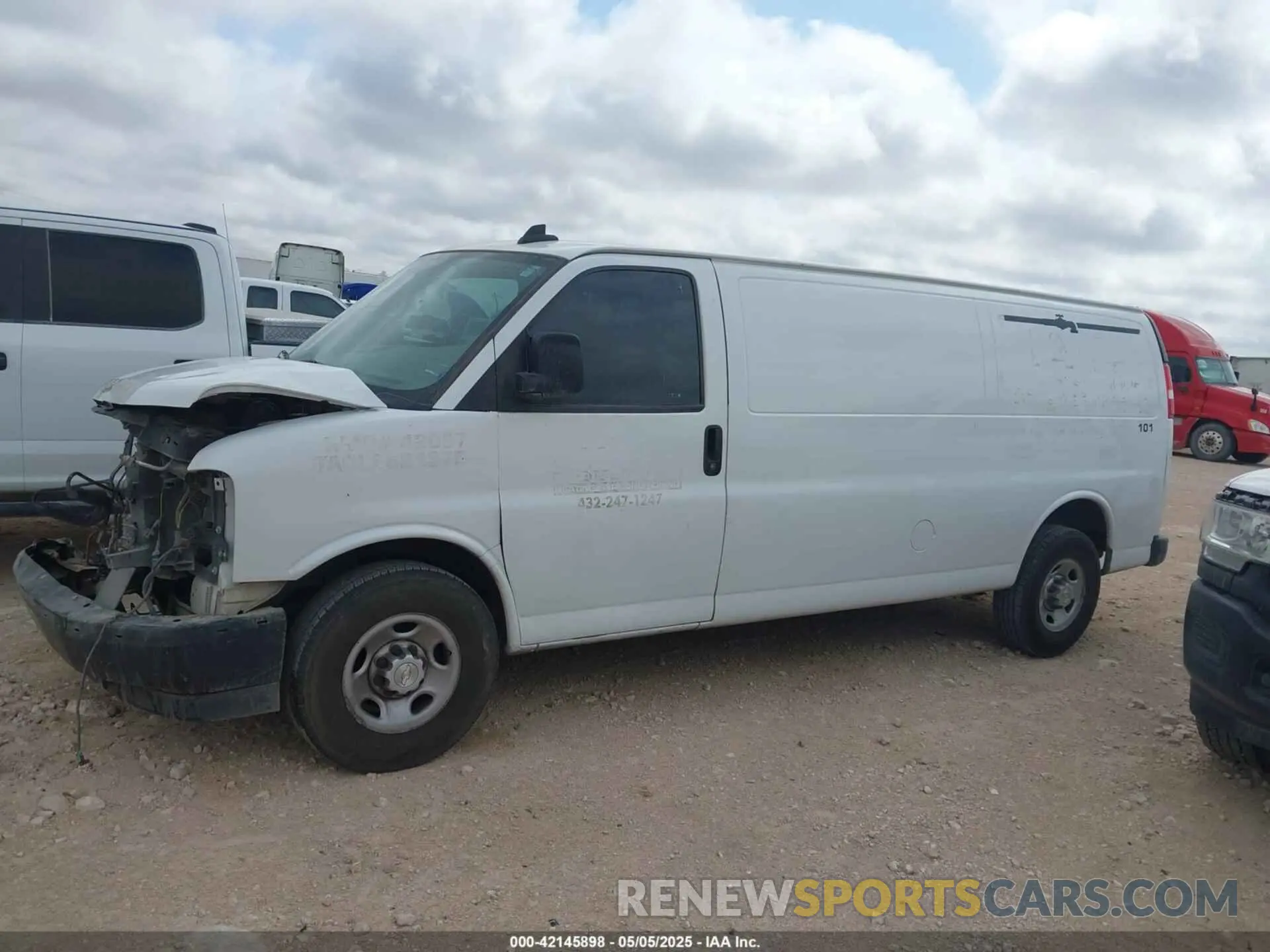 14 Фотография поврежденного автомобиля 1GCWGBFG6L1274341 CHEVROLET EXPRESS CARGO 2020