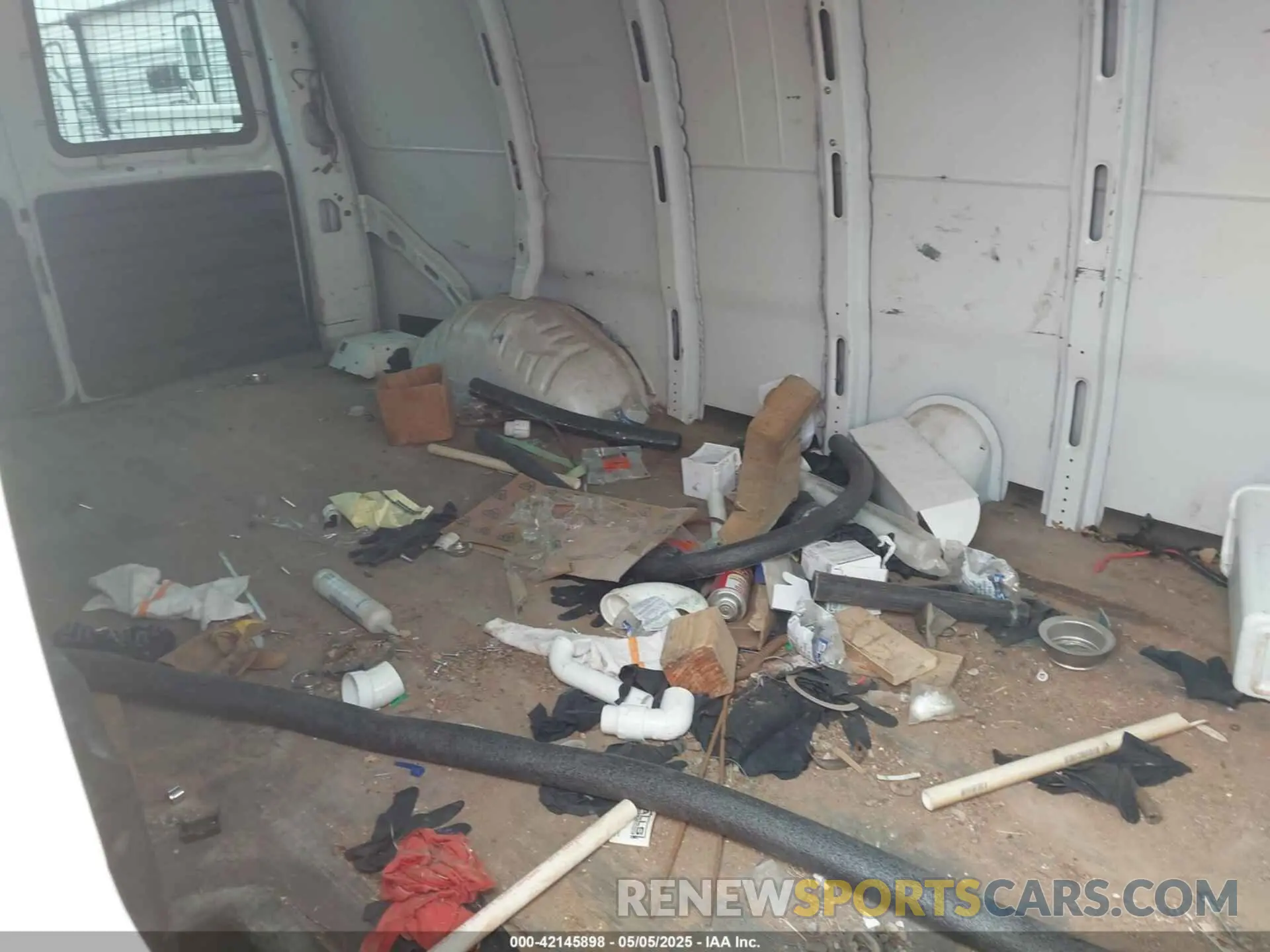 8 Фотография поврежденного автомобиля 1GCWGBFG6L1274341 CHEVROLET EXPRESS CARGO 2020