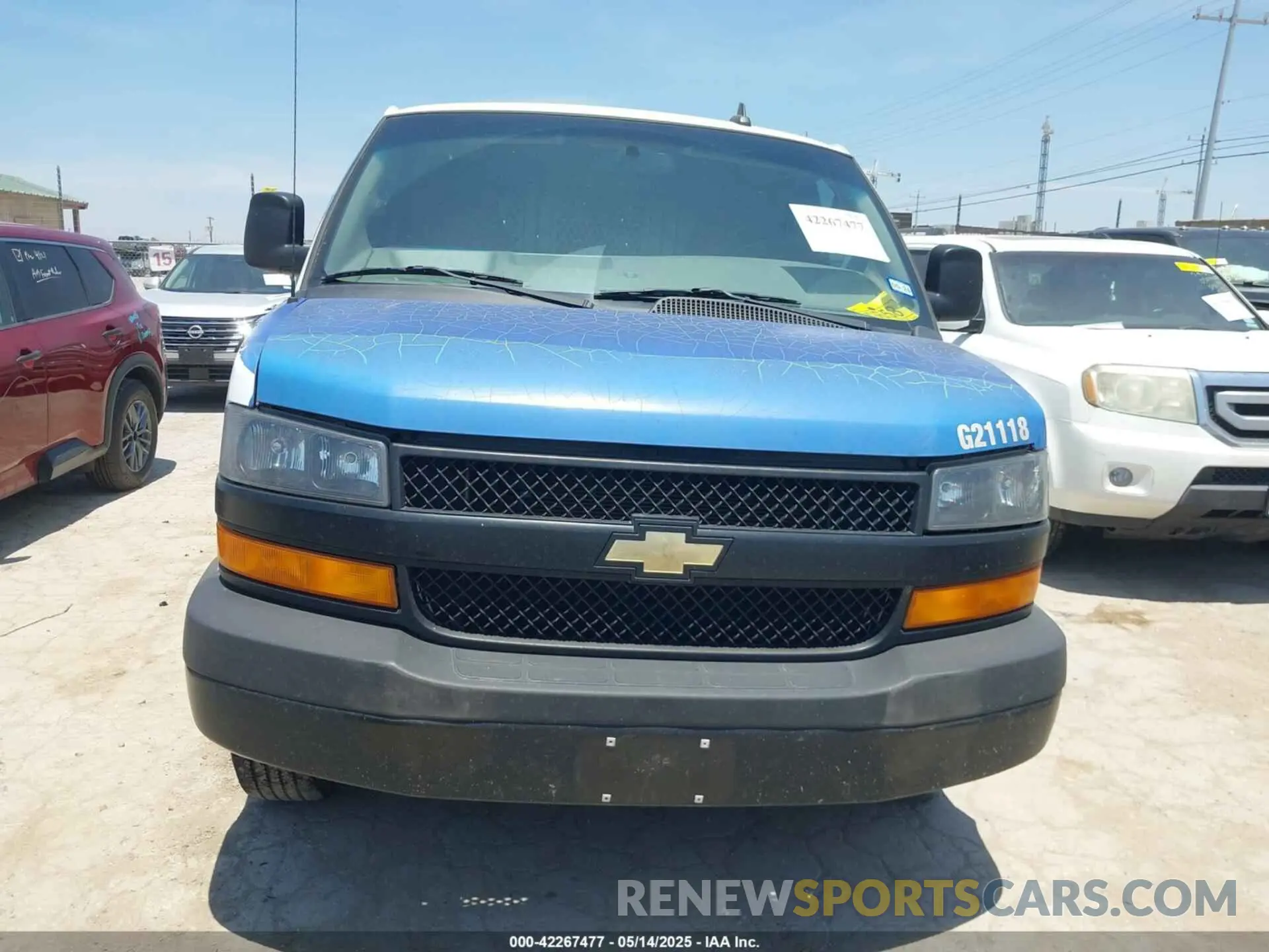11 Photograph of a damaged car 1GCWGAFP0M1265274 CHEVROLET EXPRESS CARGO 2021