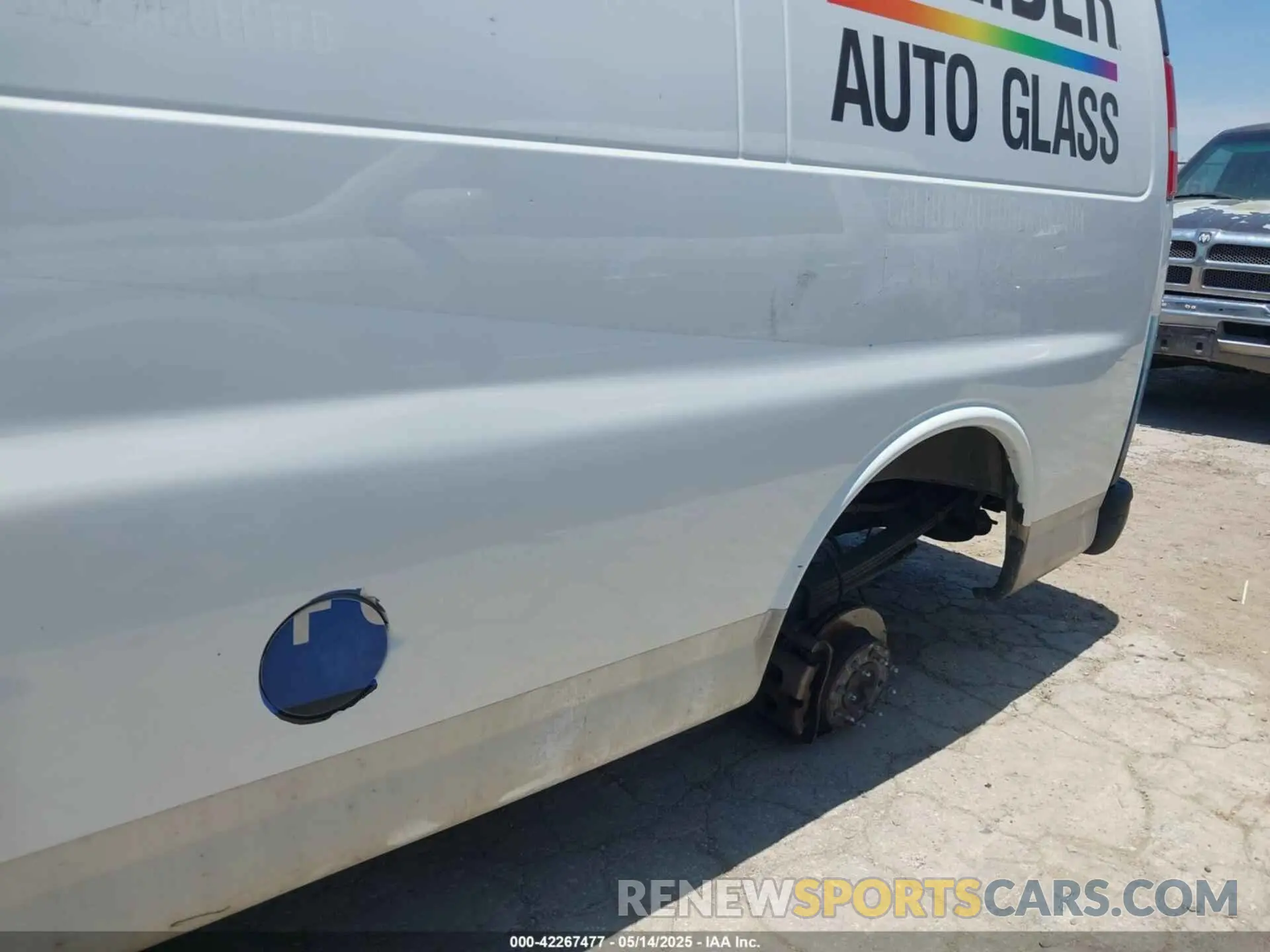 6 Photograph of a damaged car 1GCWGAFP0M1265274 CHEVROLET EXPRESS CARGO 2021