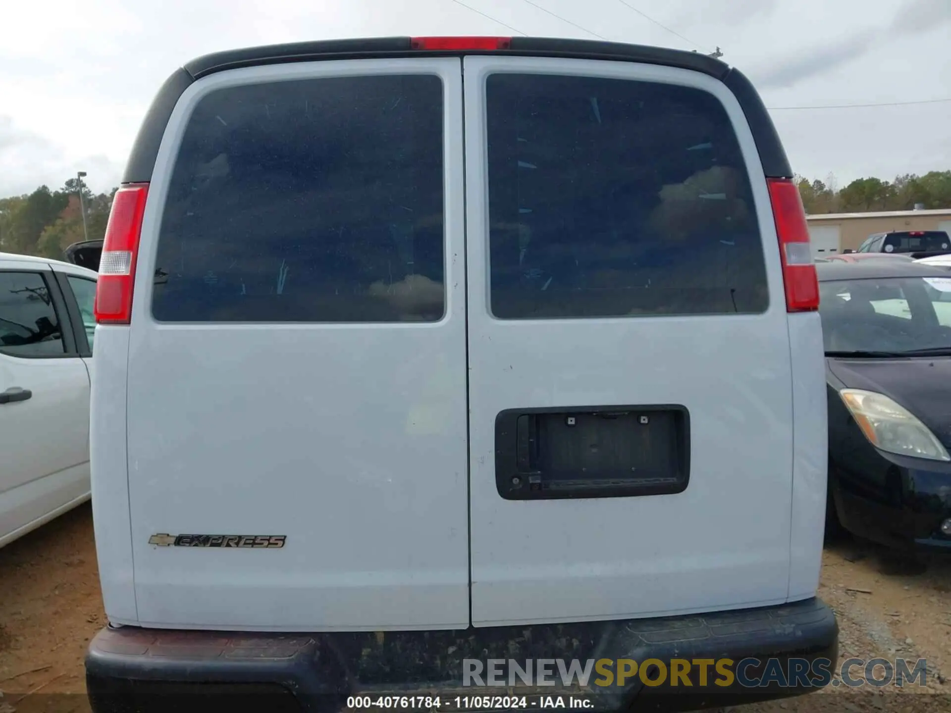 16 Photograph of a damaged car 1GCWGAFP4M1256853 CHEVROLET EXPRESS CARGO 2021
