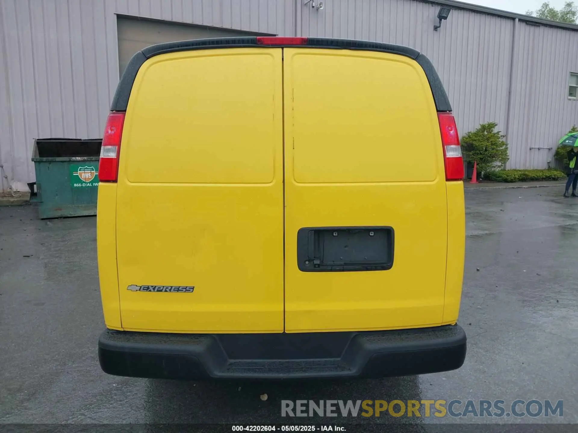 16 Photograph of a damaged car 1GCWGAFP8M1175127 CHEVROLET EXPRESS CARGO 2021