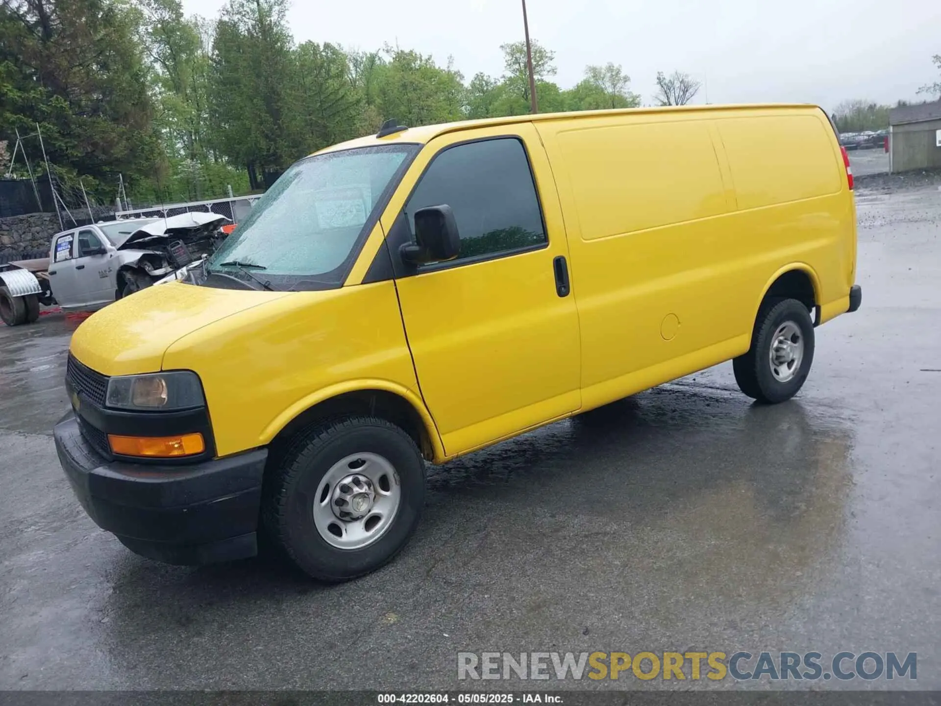 2 Photograph of a damaged car 1GCWGAFP8M1175127 CHEVROLET EXPRESS CARGO 2021