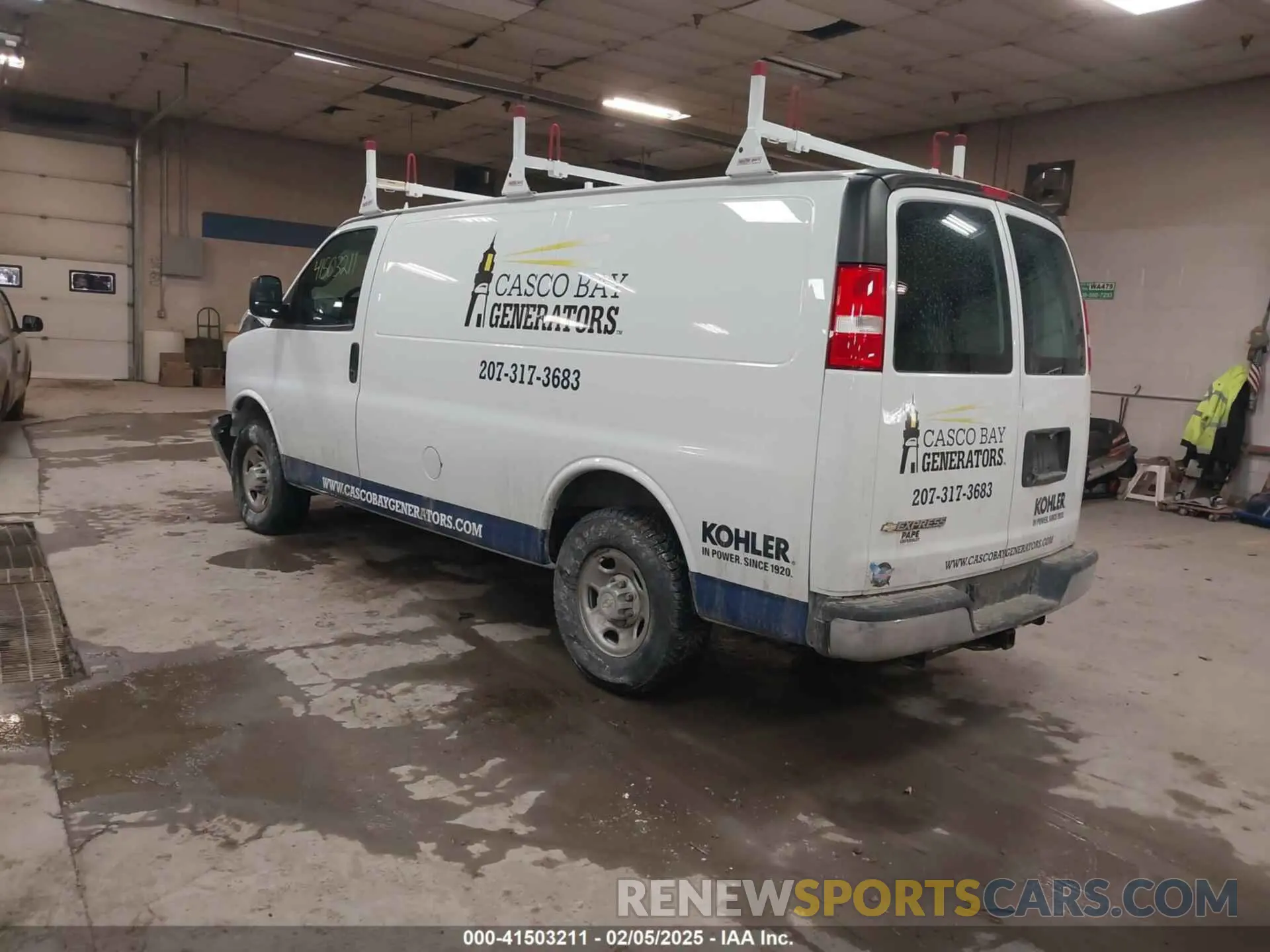 3 Photograph of a damaged car 1GCWGAFP9M1303035 CHEVROLET EXPRESS CARGO 2021