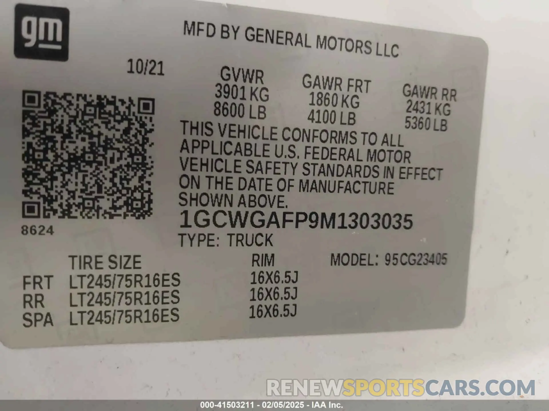 9 Photograph of a damaged car 1GCWGAFP9M1303035 CHEVROLET EXPRESS CARGO 2021