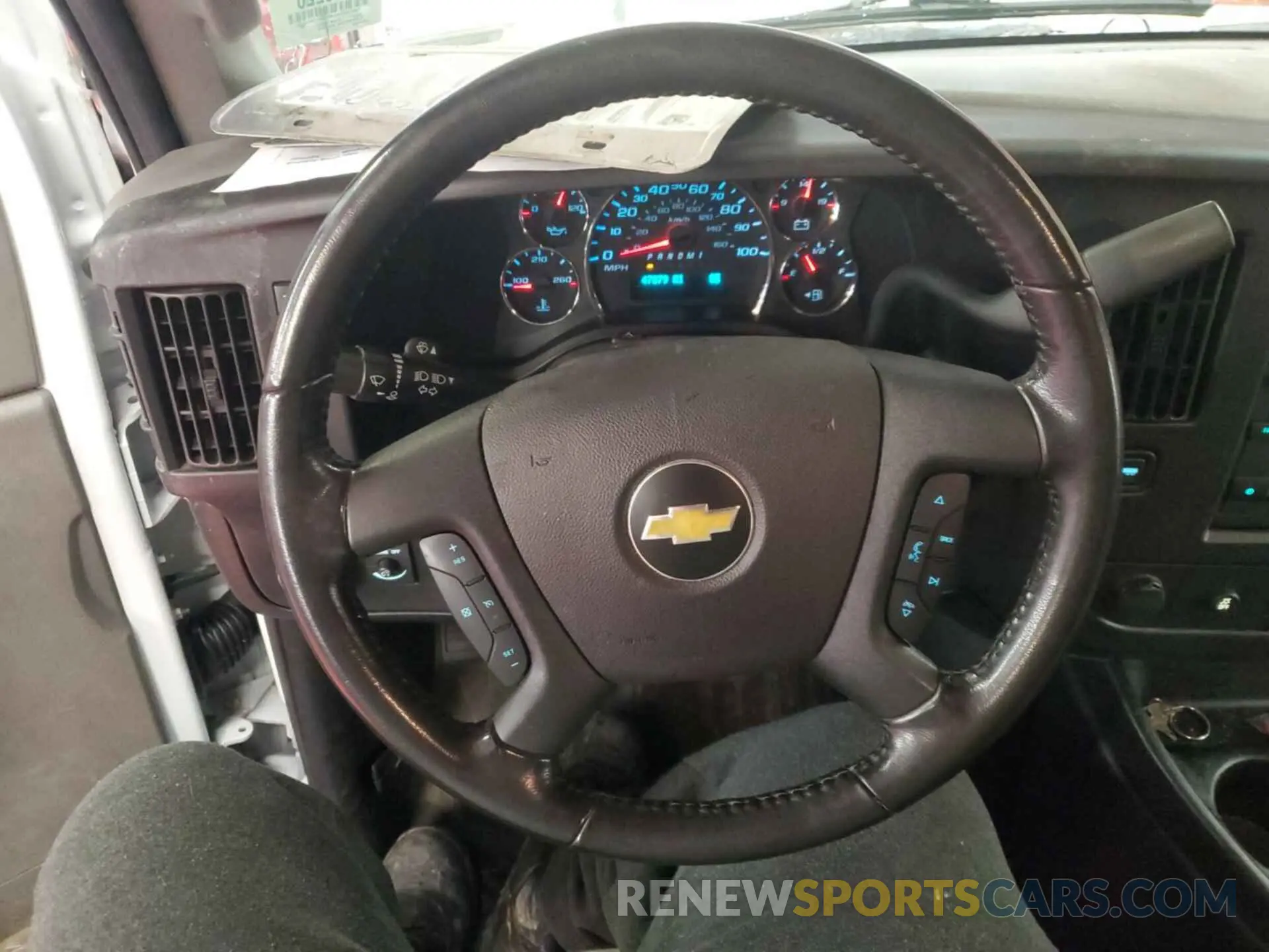 11 Фотография поврежденного автомобиля 1GCWGAFPXM1309930 CHEVROLET EXPRESS CARGO 2021