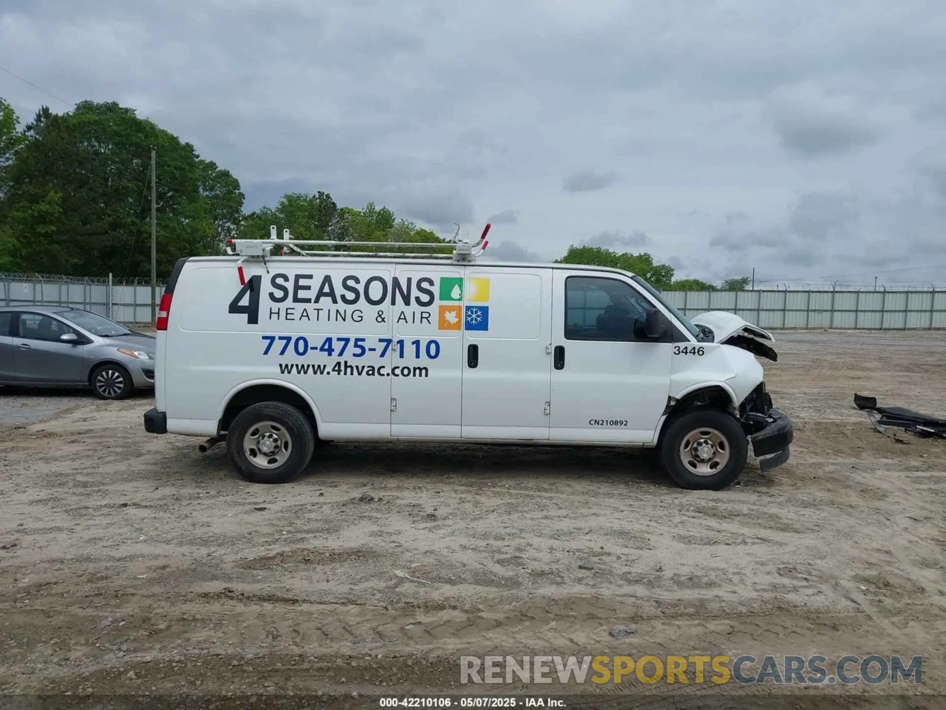 14 Фотография поврежденного автомобиля 1GCWGBFP3M1159701 CHEVROLET EXPRESS CARGO 2021