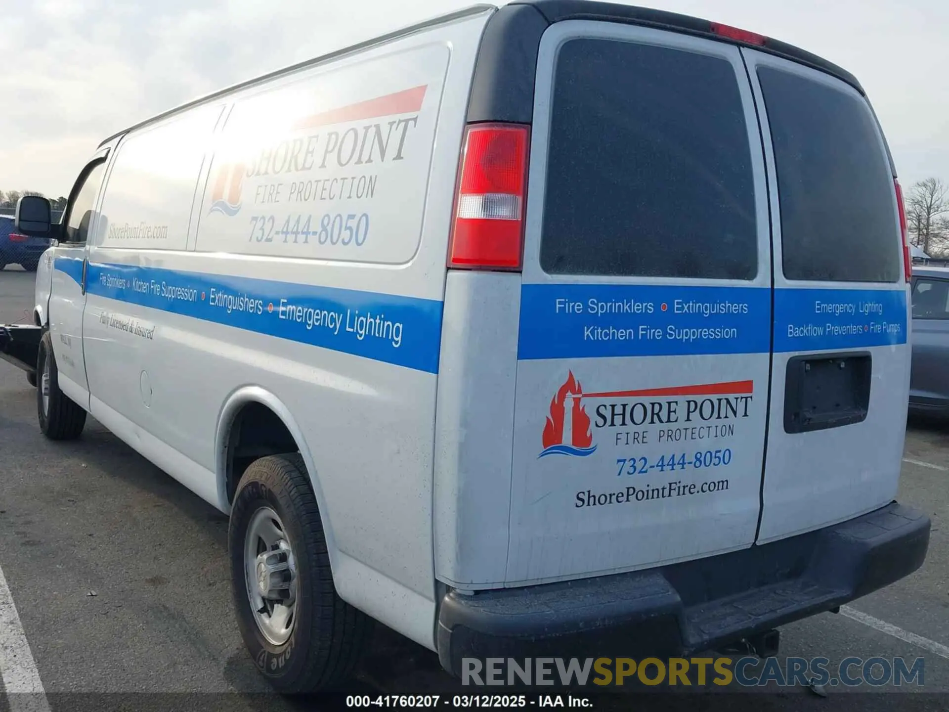 3 Фотография поврежденного автомобиля 1GCWGBFP4M1208968 CHEVROLET EXPRESS CARGO 2021