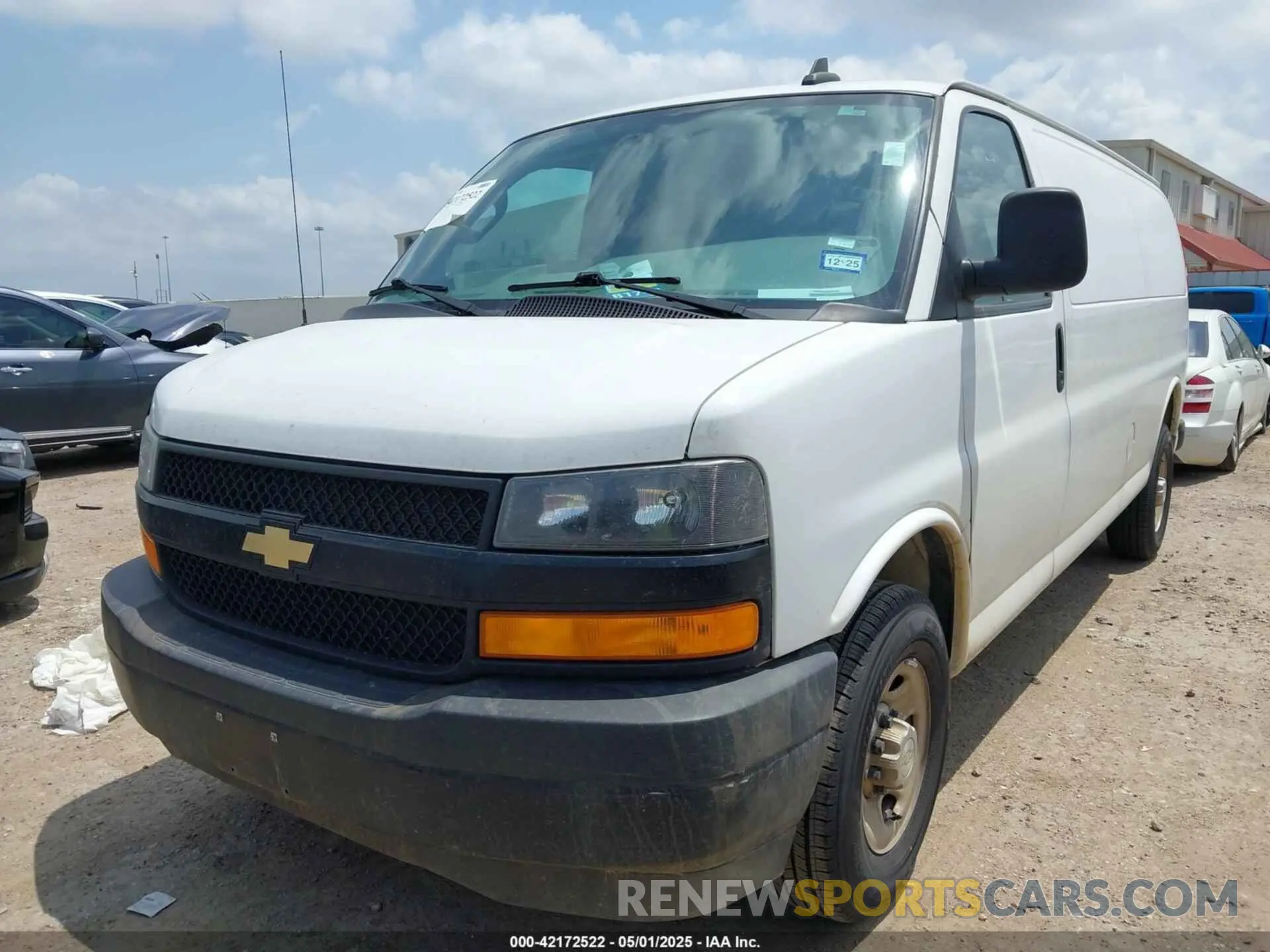 6 Photograph of a damaged car 1GCWGBFP6M1222452 CHEVROLET EXPRESS CARGO 2021