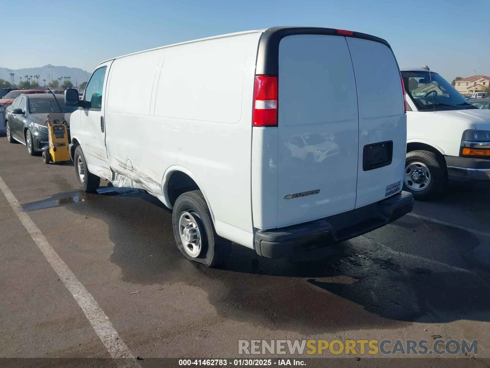 3 Photograph of a damaged car 1GCWGAFP9N1261774 CHEVROLET EXPRESS CARGO 2022