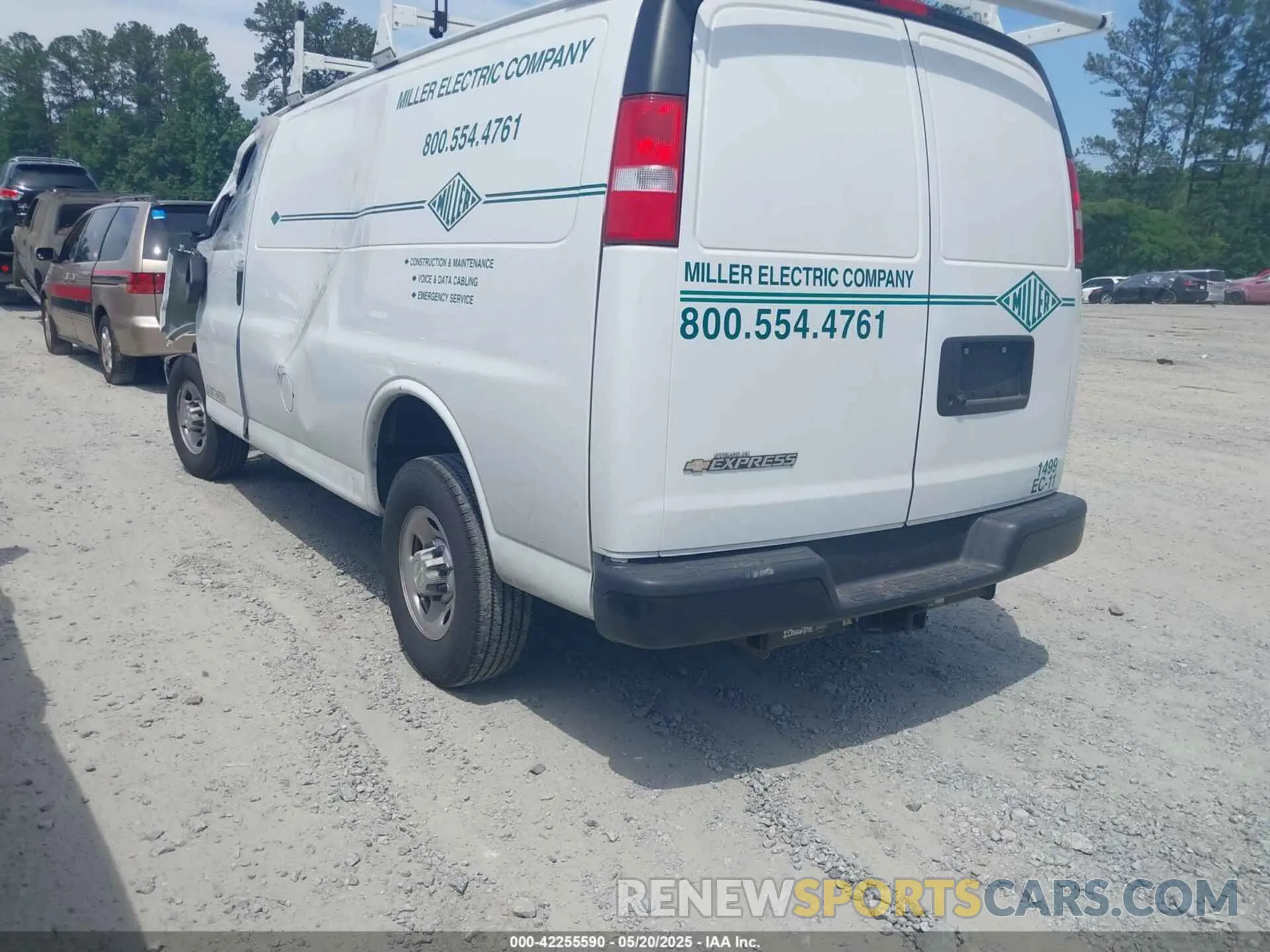 14 Photograph of a damaged car 1GCWGAFP1P1252487 CHEVROLET EXPRESS CARGO 2023
