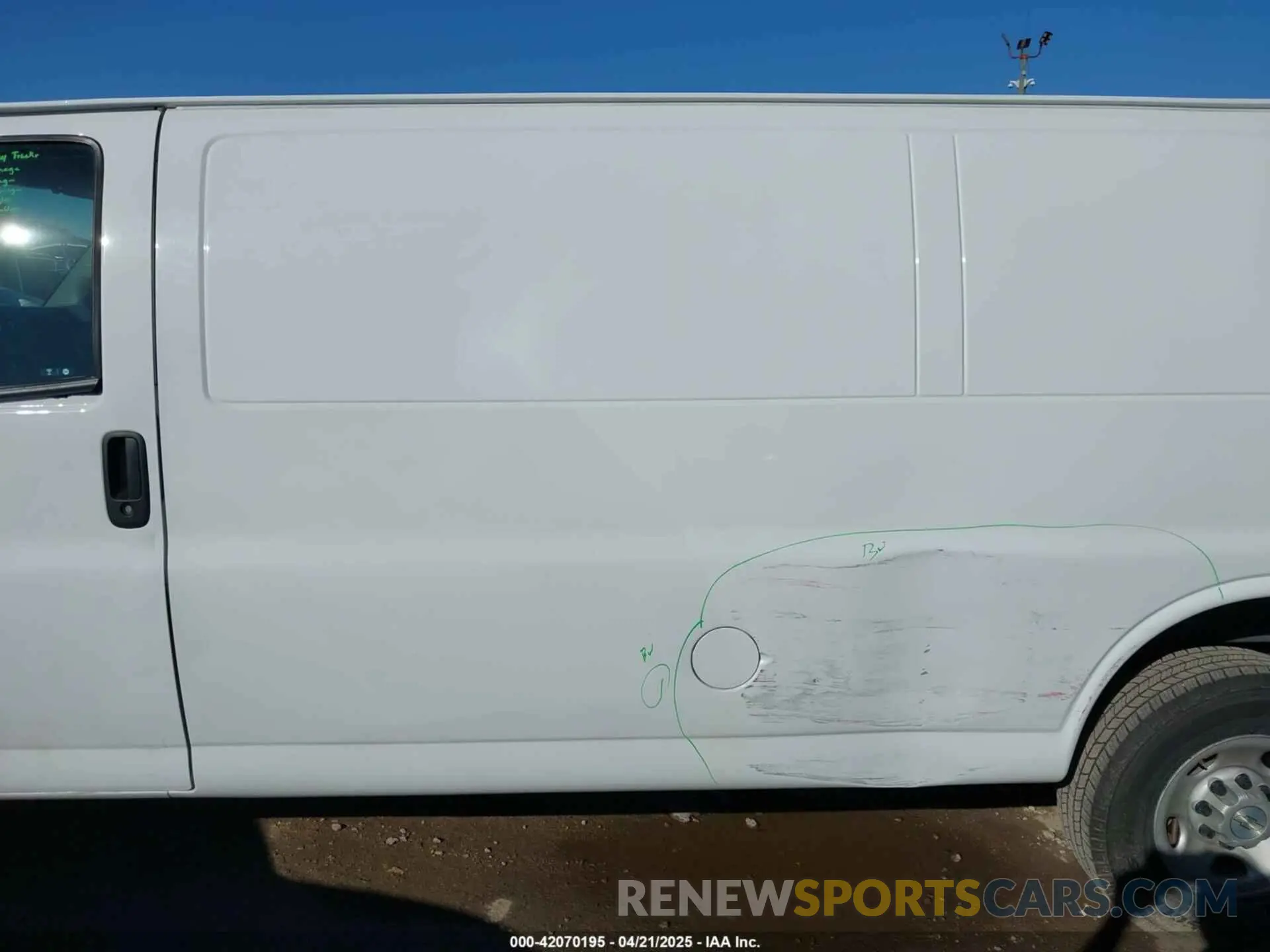 14 Photograph of a damaged car 1GCWGBFP1P1111067 CHEVROLET EXPRESS CARGO 2023