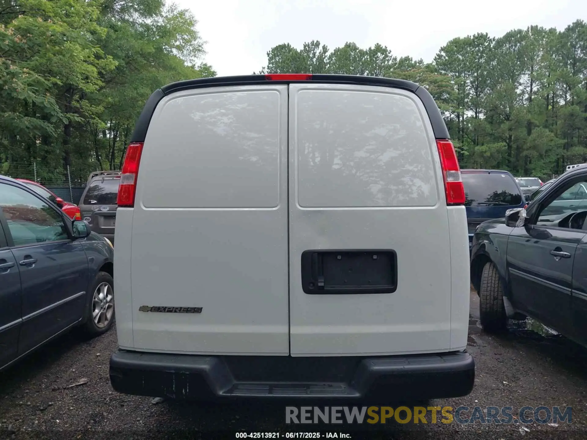 16 Photograph of a damaged car 1GCWGBFP7P1254184 CHEVROLET EXPRESS CARGO VAN 2023