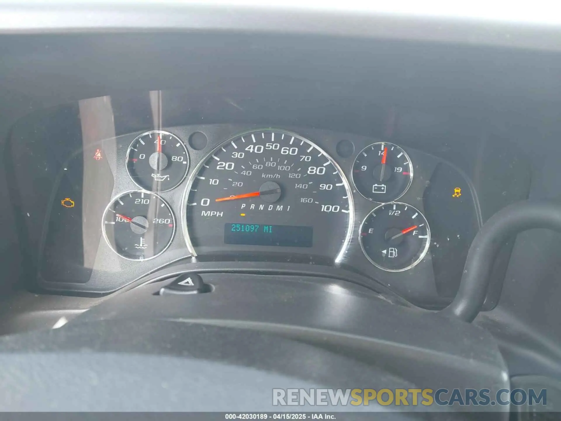 5 Photograph of a damaged car 1GB0GRFP8K1141906 CHEVROLET EXPRESS CUTAWAY 2019