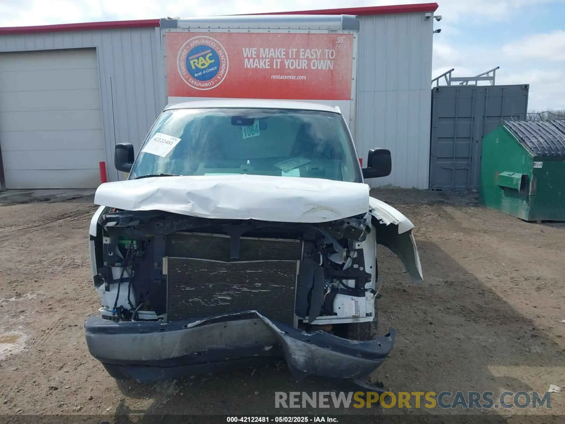 11 Photograph of a damaged car 1GB0GRFP9K1370725 CHEVROLET EXPRESS CUTAWAY 2019
