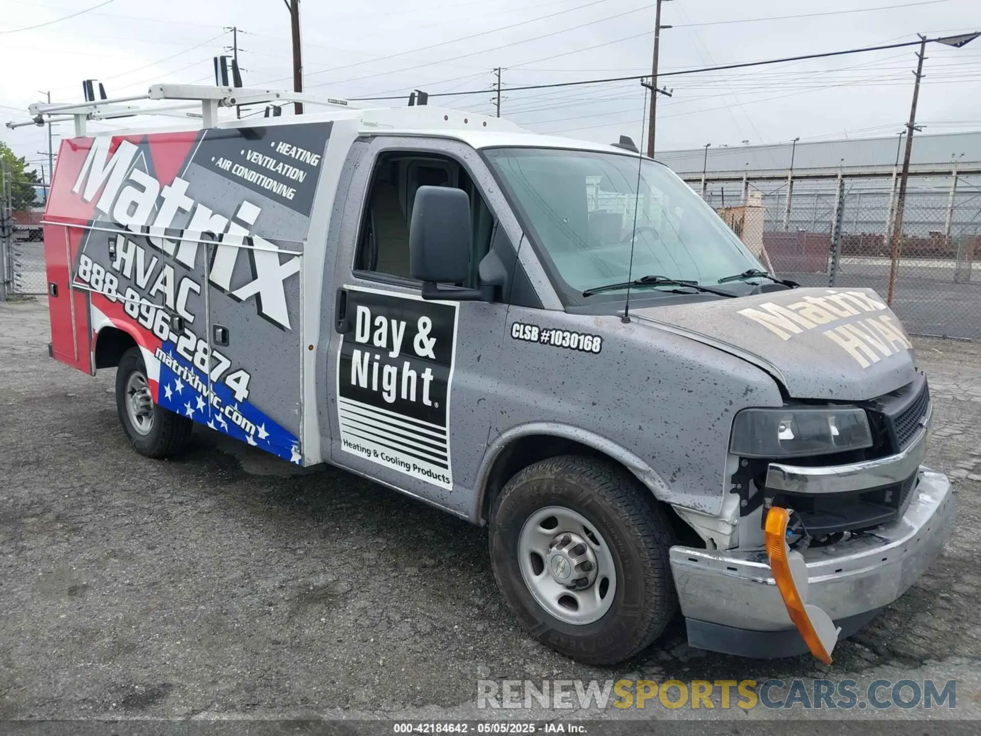 1 Photograph of a damaged car 1GB0GRFG2L1251433 CHEVROLET EXPRESS CUTAWAY 2020