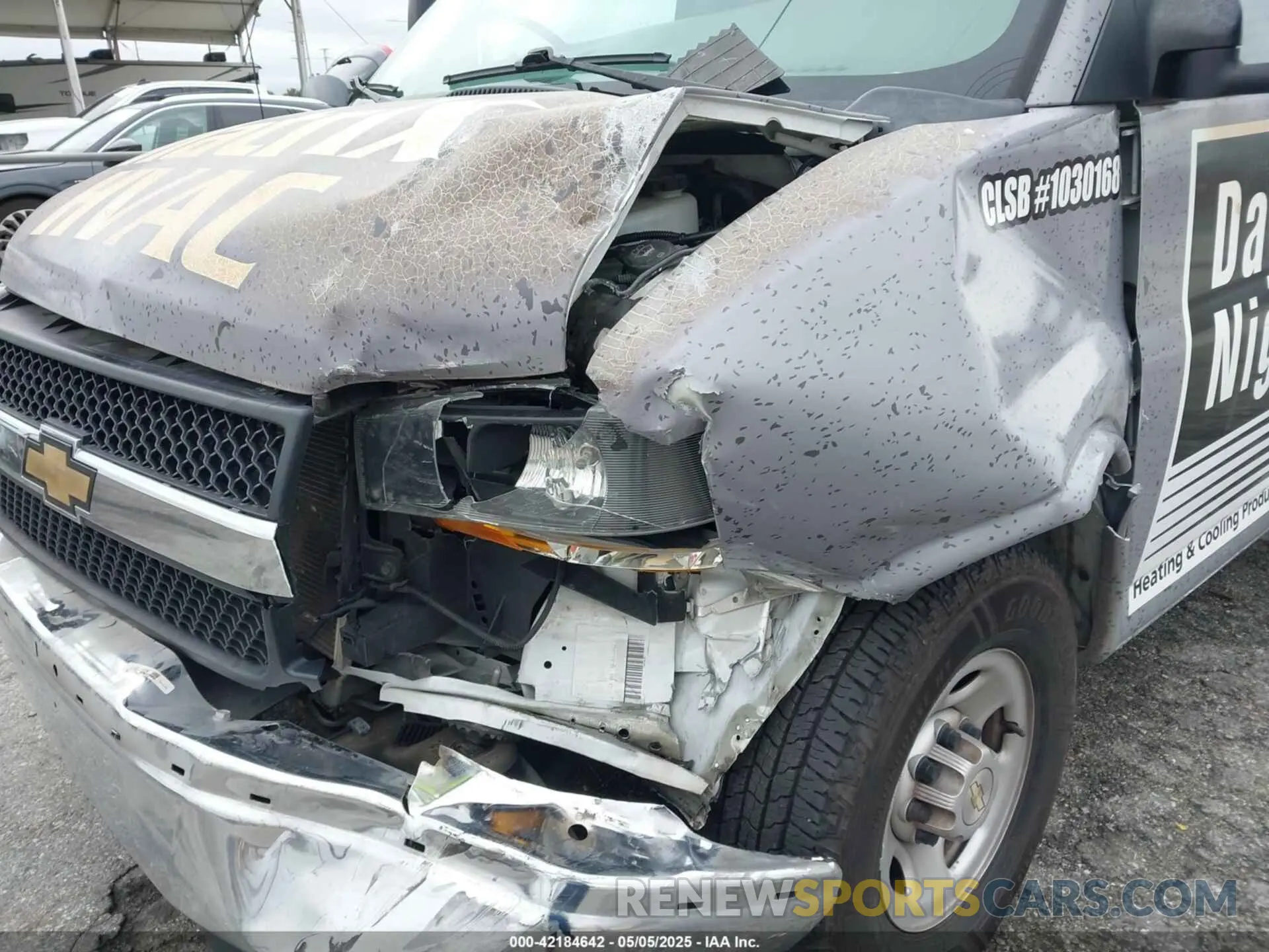 6 Photograph of a damaged car 1GB0GRFG2L1251433 CHEVROLET EXPRESS CUTAWAY 2020