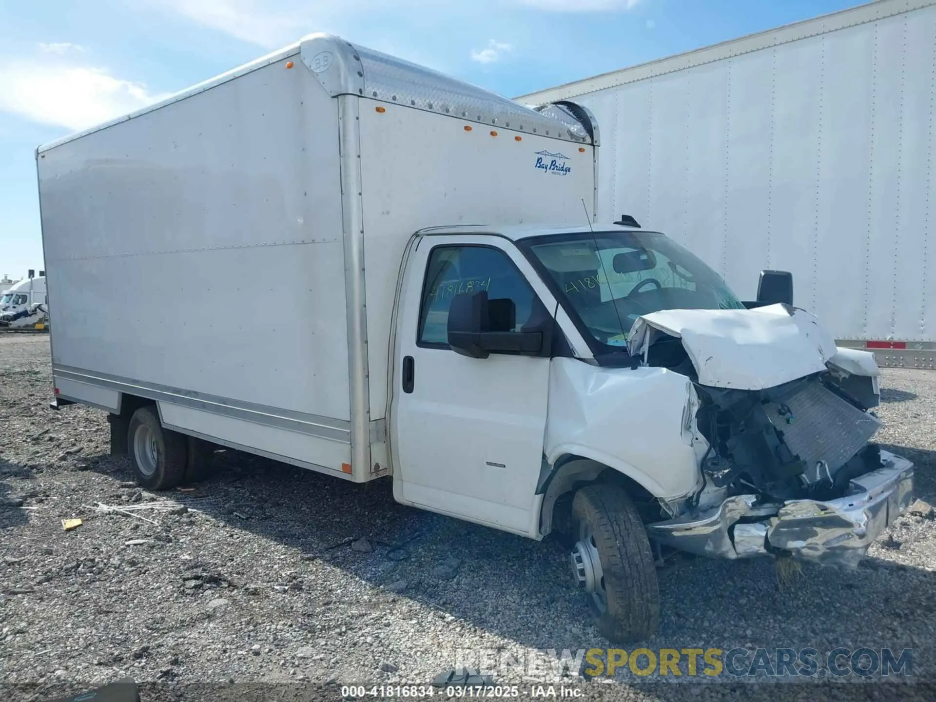 1 Фотография поврежденного автомобиля 1HA3GTC79RN004479 CHEVROLET EXPRESS CUTAWAY 2024
