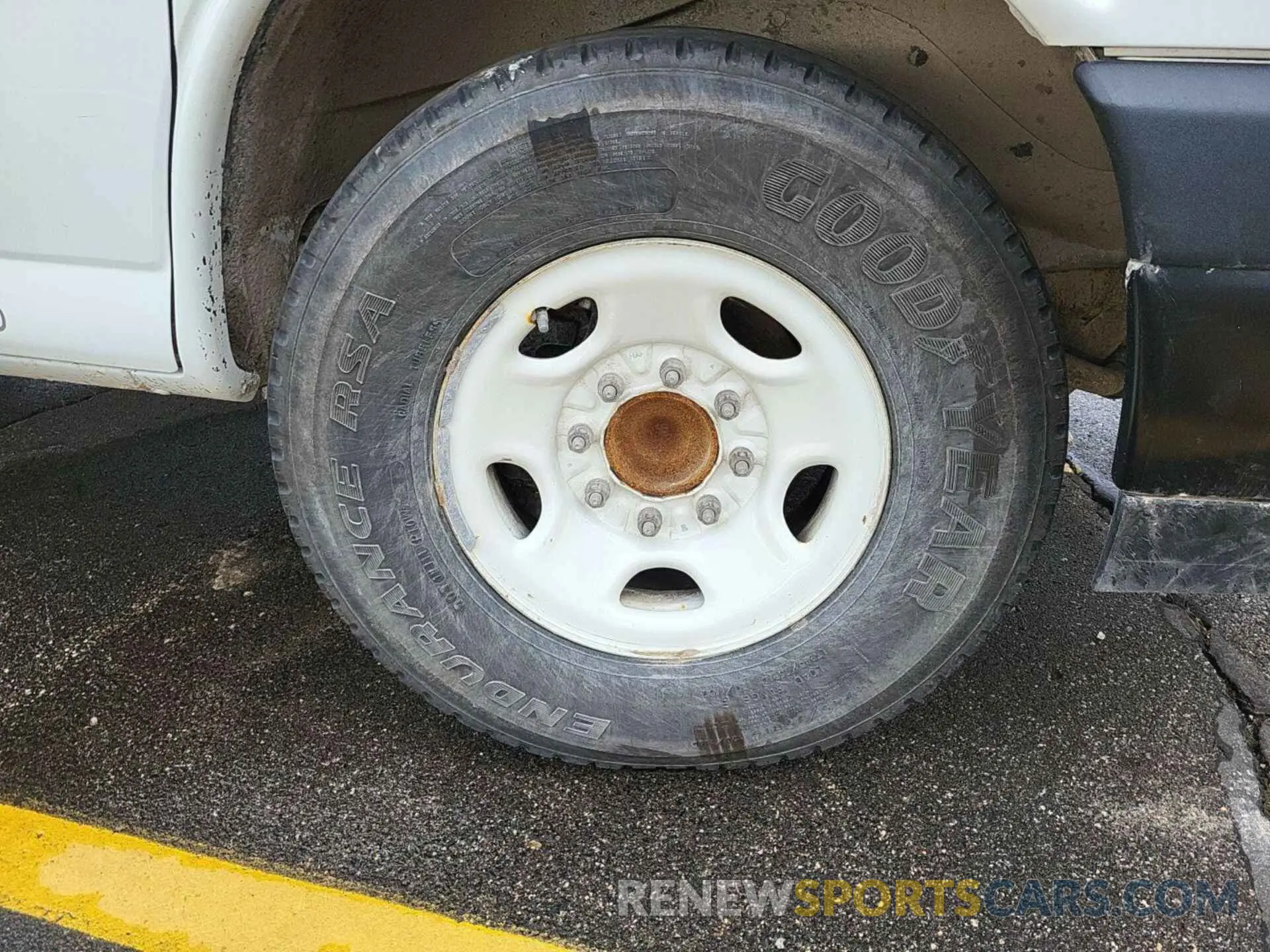 14 Photograph of a damaged car 1GCWGAF17K1220857 CHEVROLET EXPRESS G2500 2019