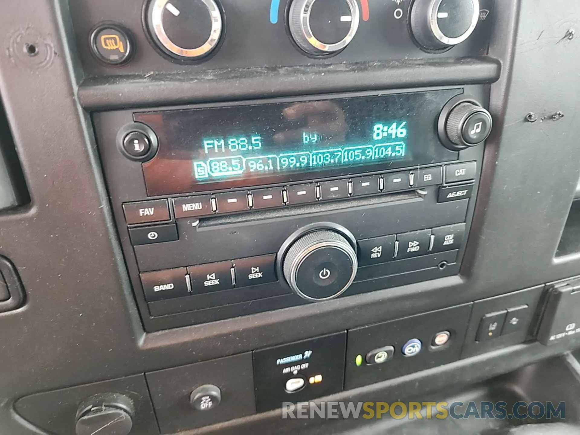 11 Фотография поврежденного автомобиля 1GCWGAFG9K1337974 CHEVROLET EXPRESS G2500 2019