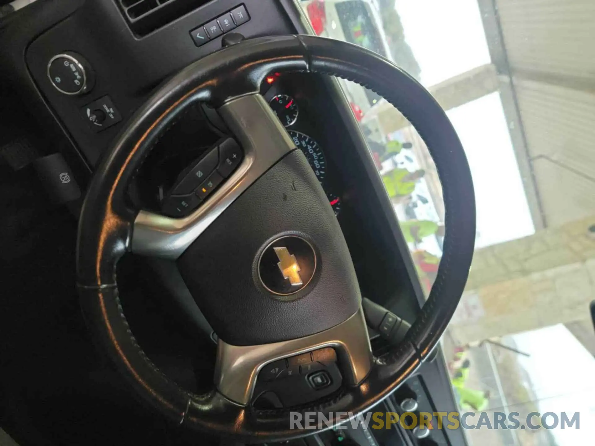 4 Photograph of a damaged car 1GCWGAFGXK1328281 CHEVROLET EXPRESS G2500 2019