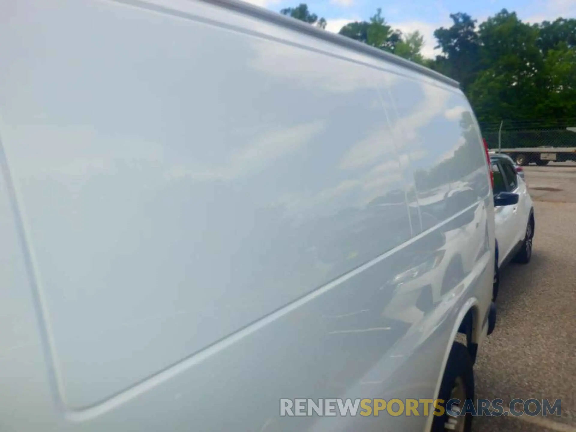 7 Photograph of a damaged car 1GCWGAFGXK1328300 CHEVROLET EXPRESS G2500 2019