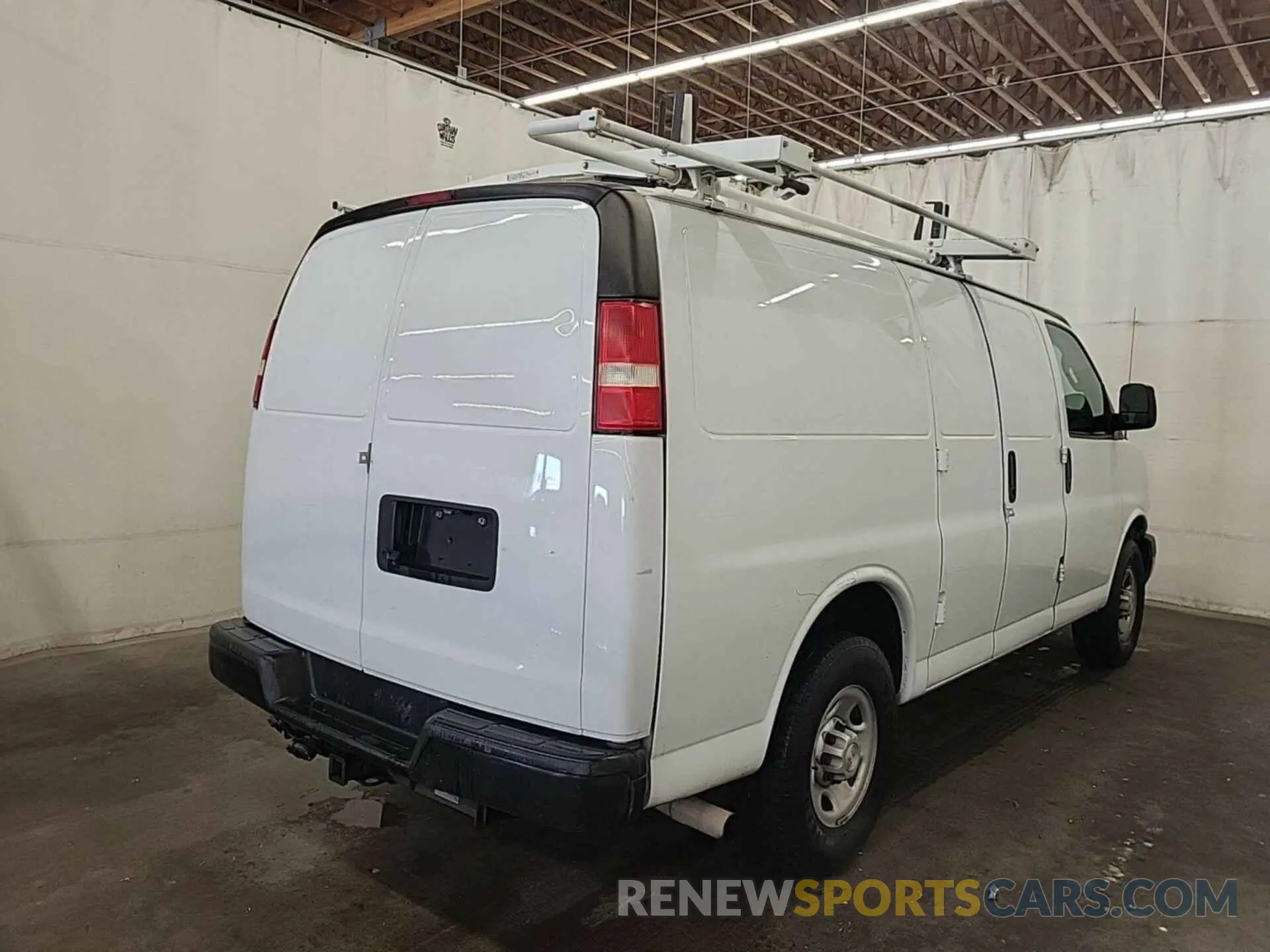 18 Photograph of a damaged car 1GCWGAFP1K1273848 CHEVROLET EXPRESS G2500 2019
