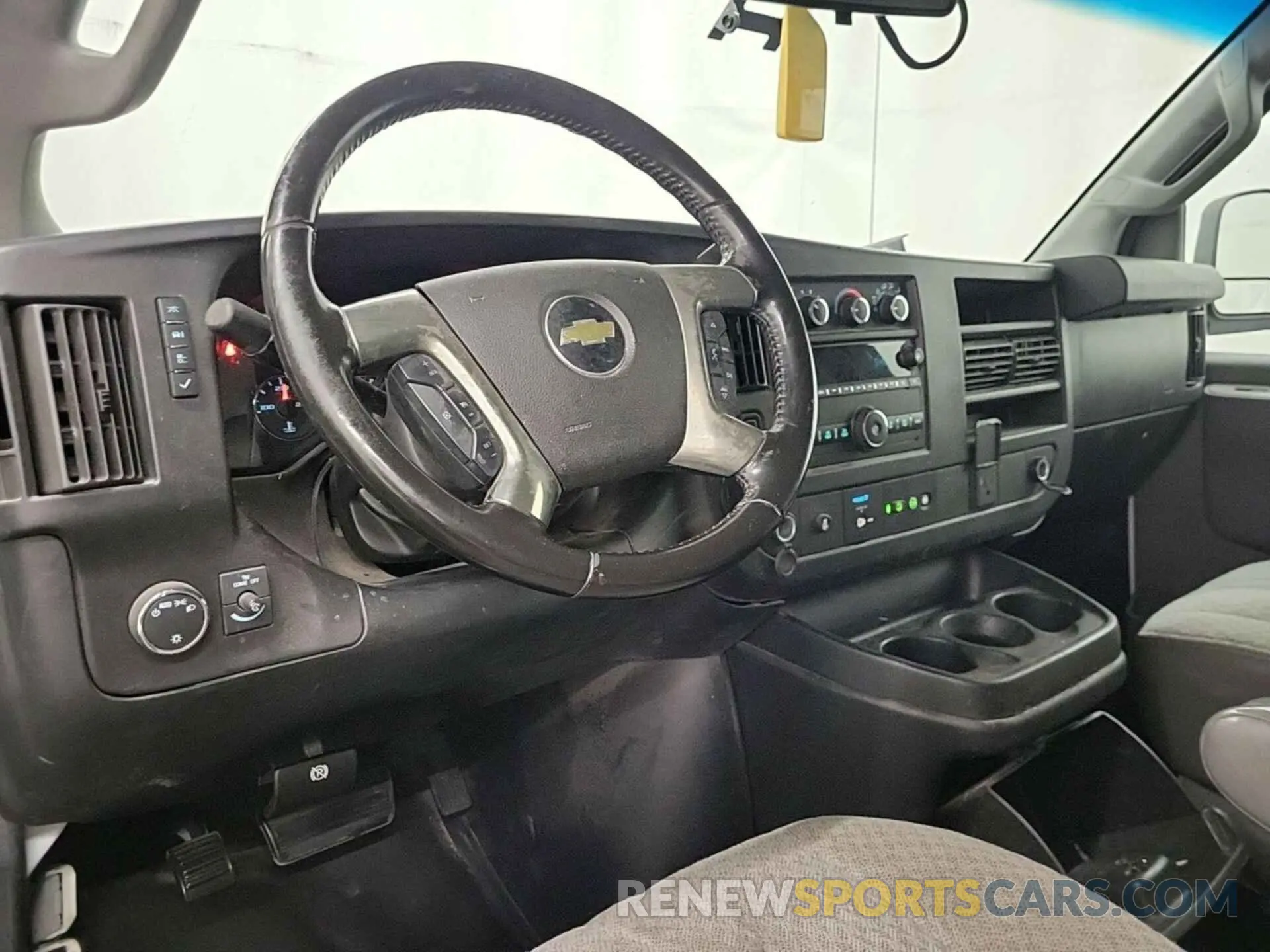 23 Photograph of a damaged car 1GCWGAFP1K1273848 CHEVROLET EXPRESS G2500 2019